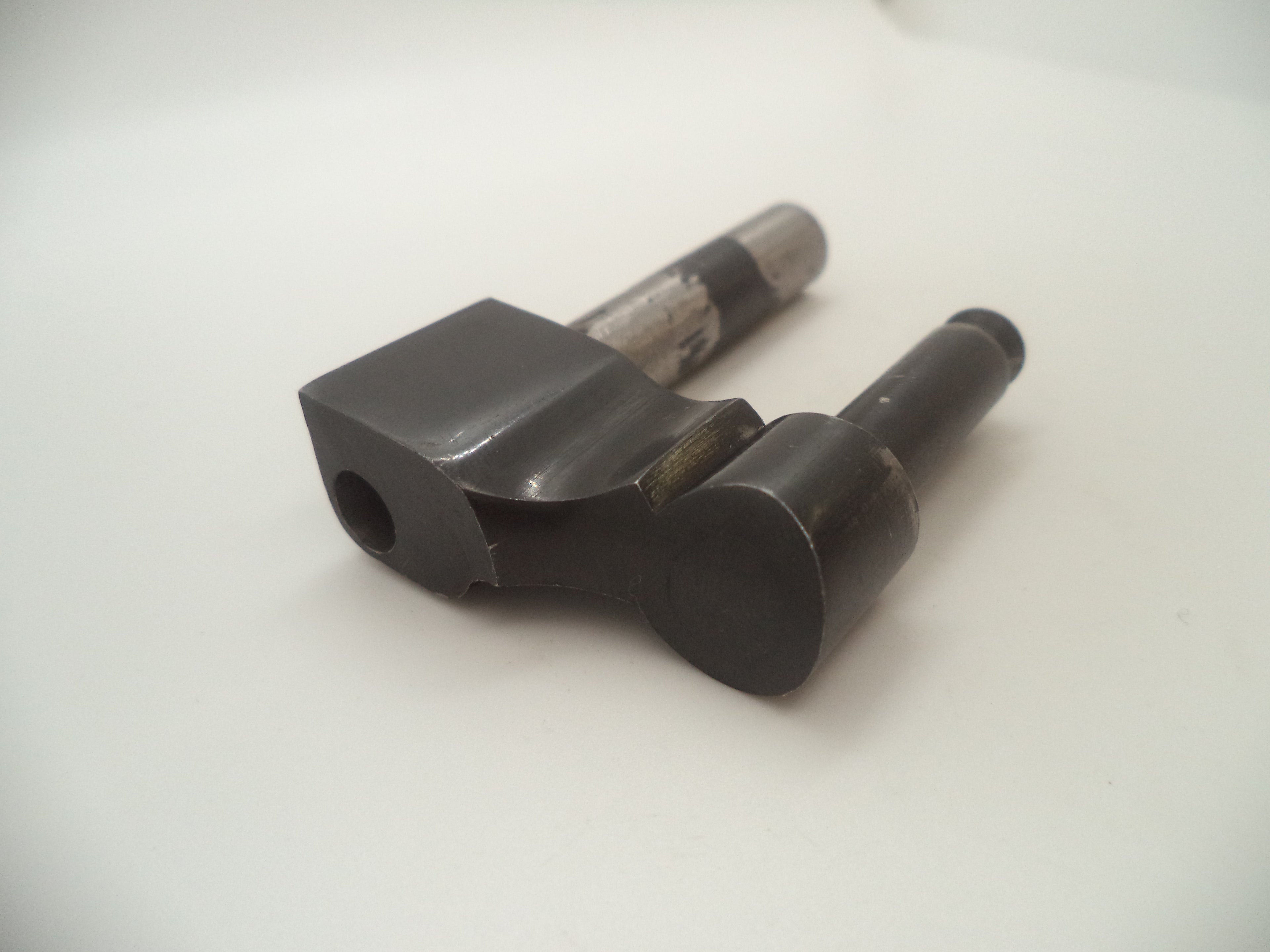 57199D Smith & Wesson N Frame Model 57 Used Yoke Blue Steel .44 Magnum