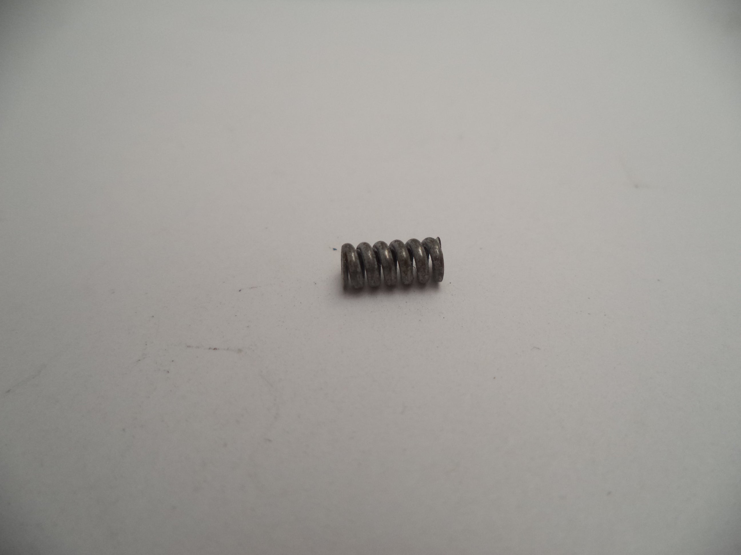 238640000 S&W Extractor Spring Blue - 4046TSW 4043TSW Multi-Model