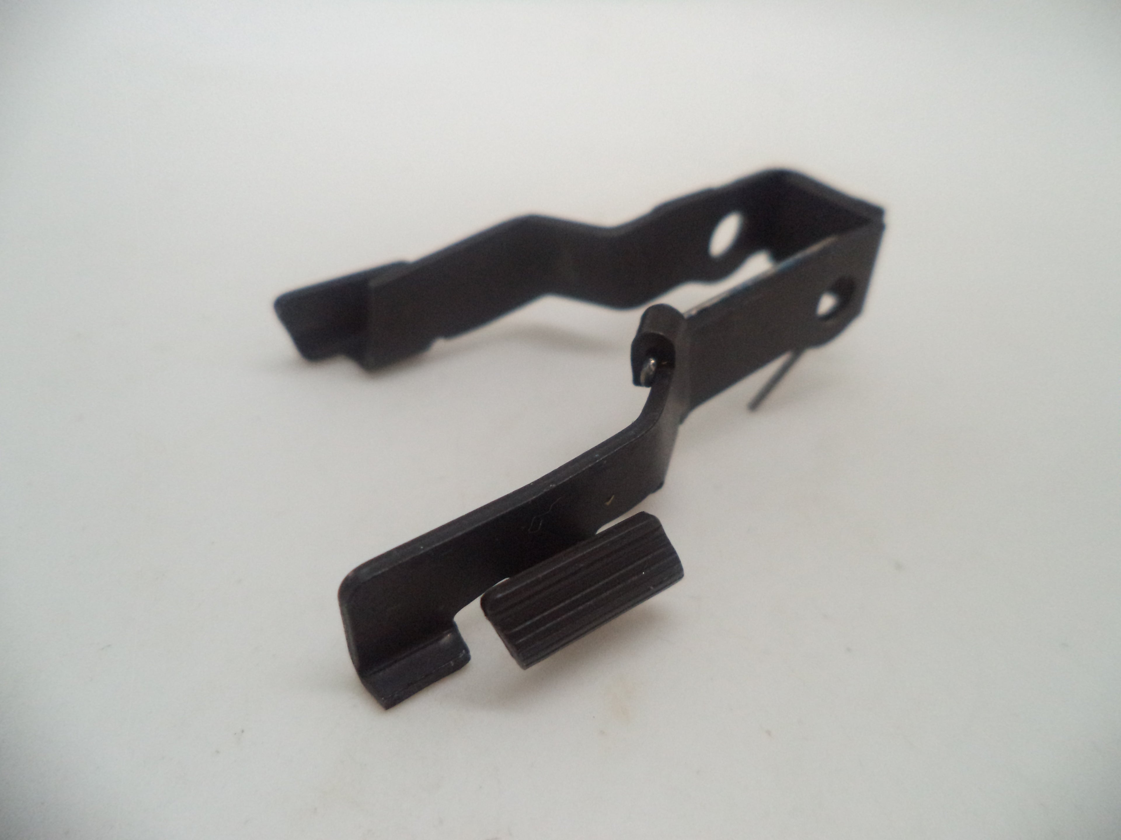 MP45F1 Smith & Wesson Pistol M&P 45 Slide Stop Assembly Used Part .45 ACP
