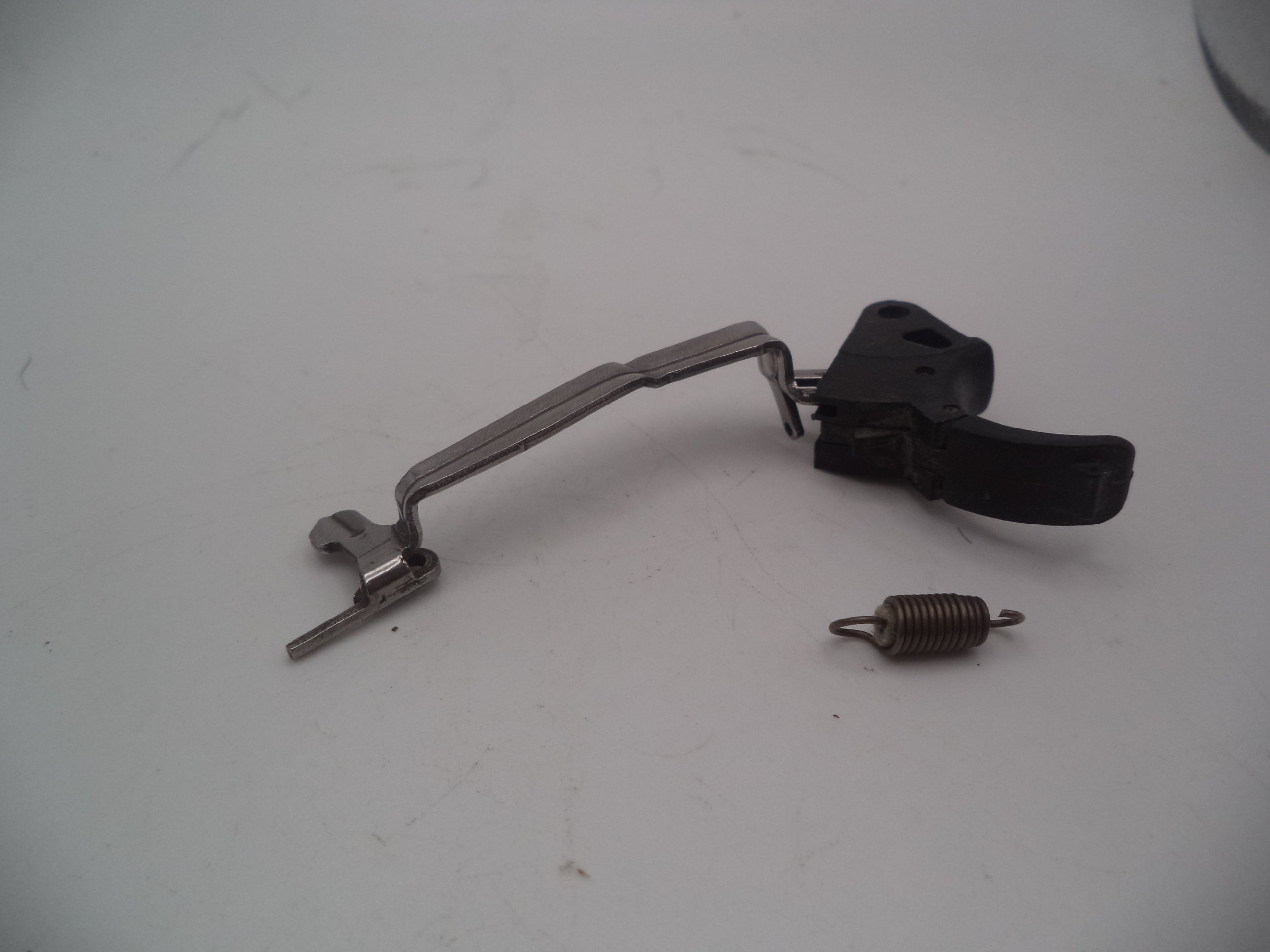 Smith & Wesson Pistol M&P 9 Trigger Bar Assembly Used Part MP9F