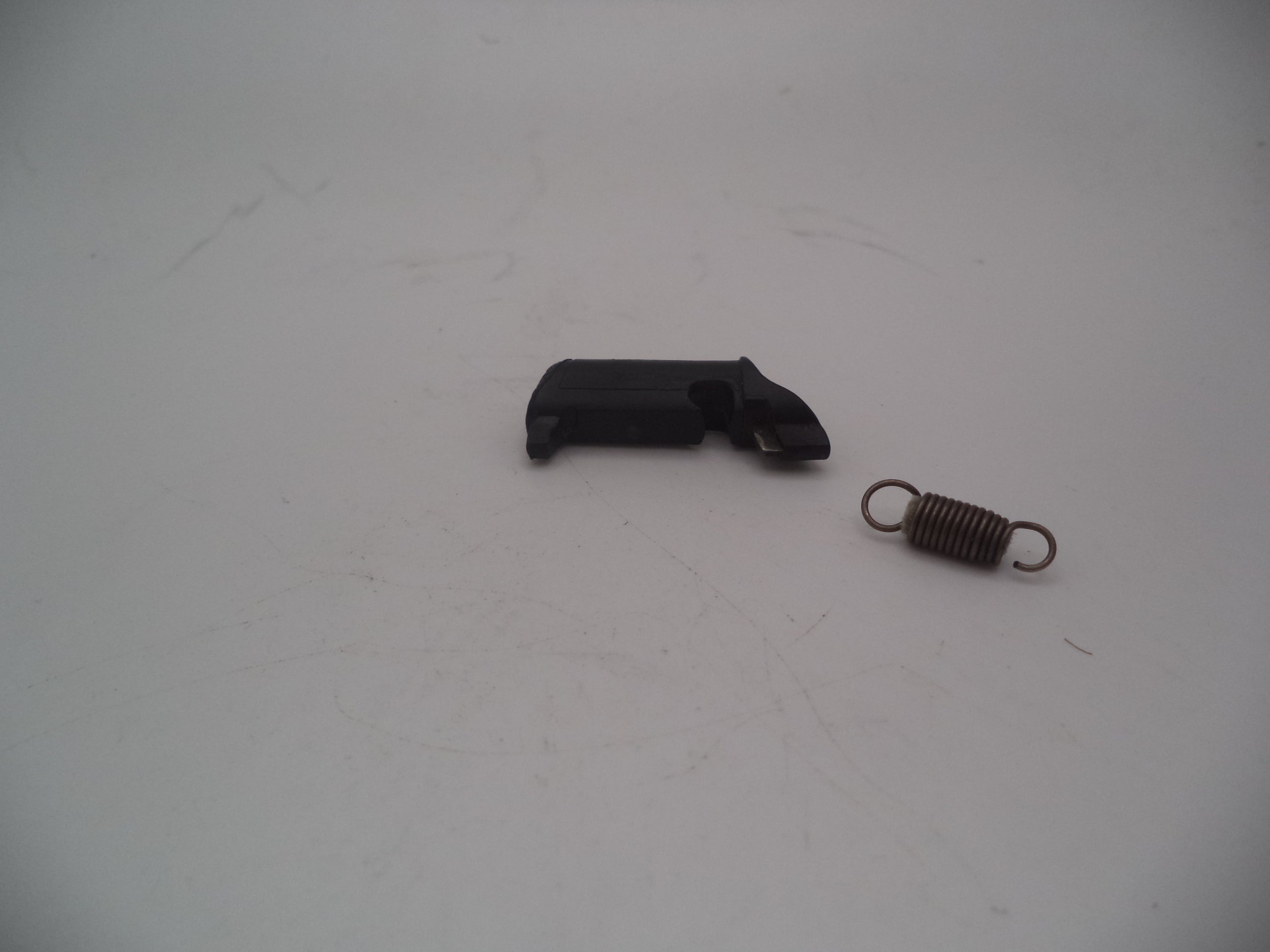Smith & Wesson M&P 9mm Magazine Catch - Used OEM Part