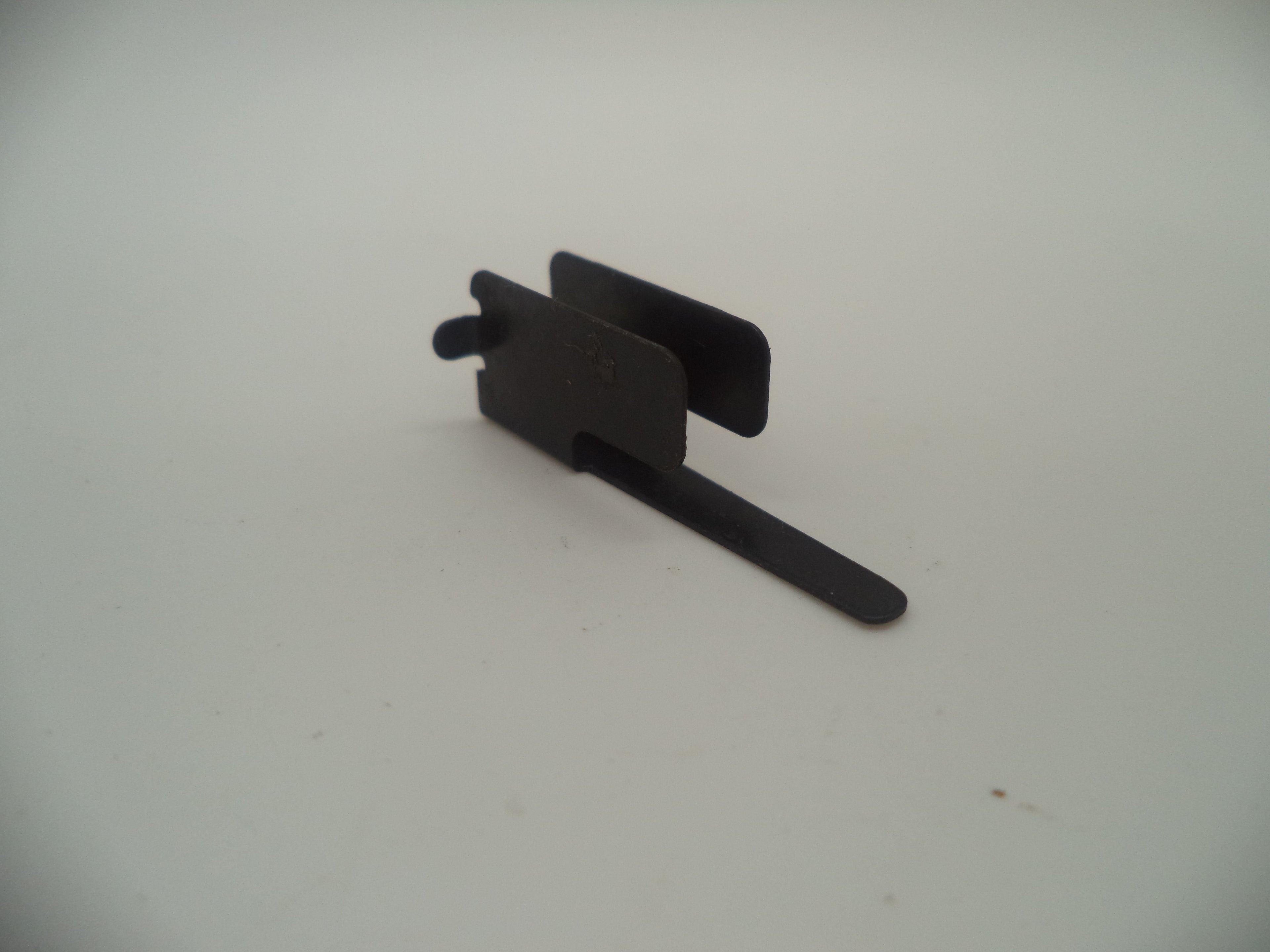 44247 Smith & Wesson Pistol Model 442 Lever Spring Used .22 Long Rifle