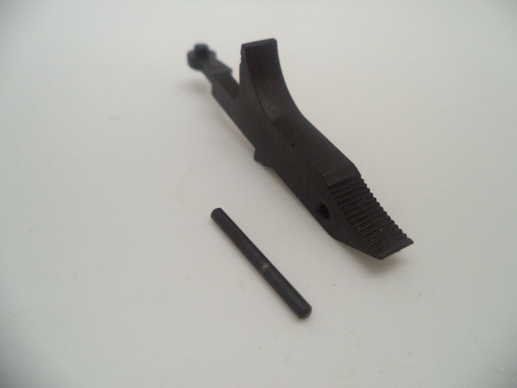 44217 Smith & Wesson Pistol Model 442 Magazine Catch & Pin Used .22 Long Rifle