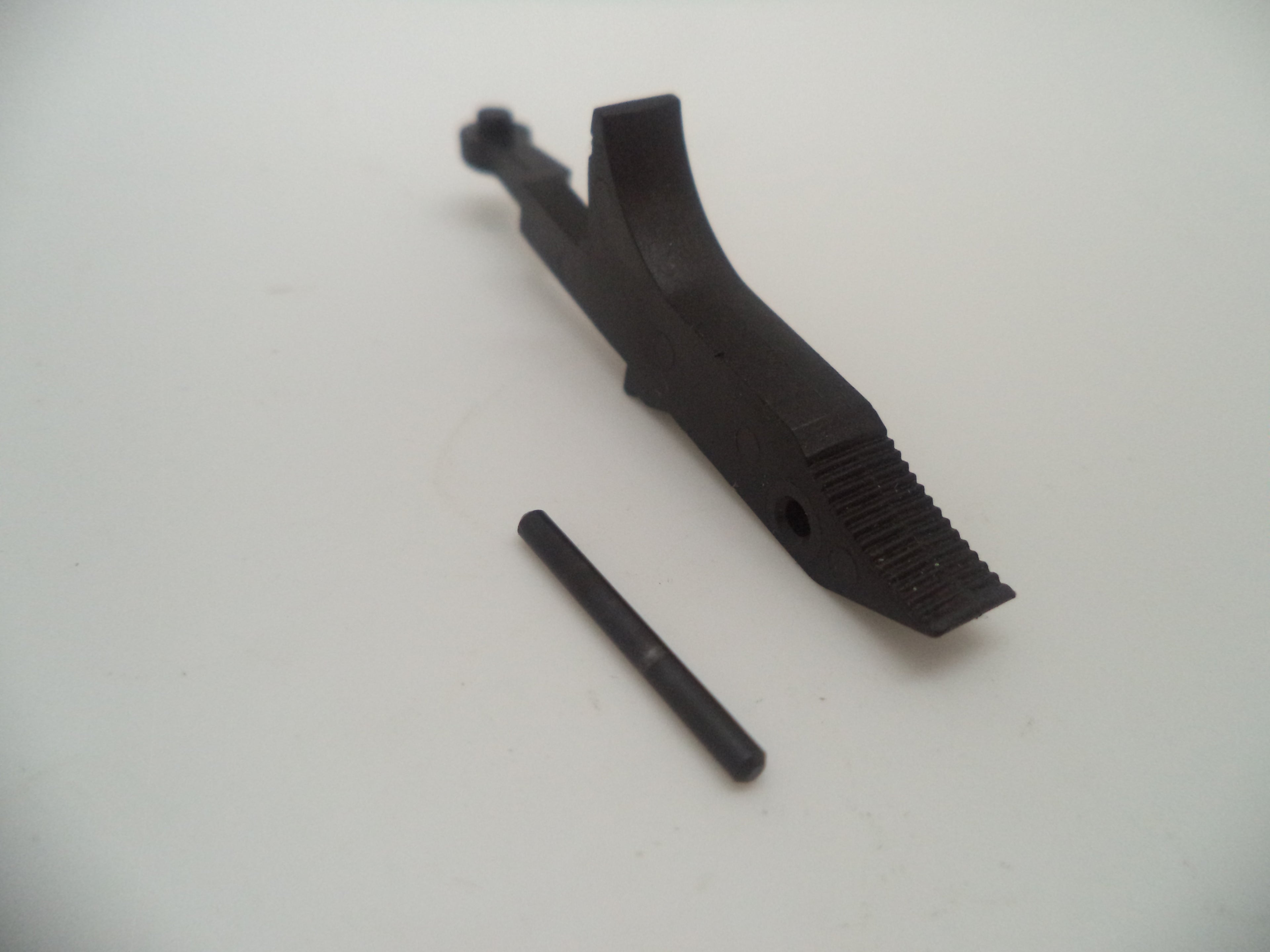 44217 Smith & Wesson Pistol Model 442 Magazine Catch & Pin Used .22 Long Rifle