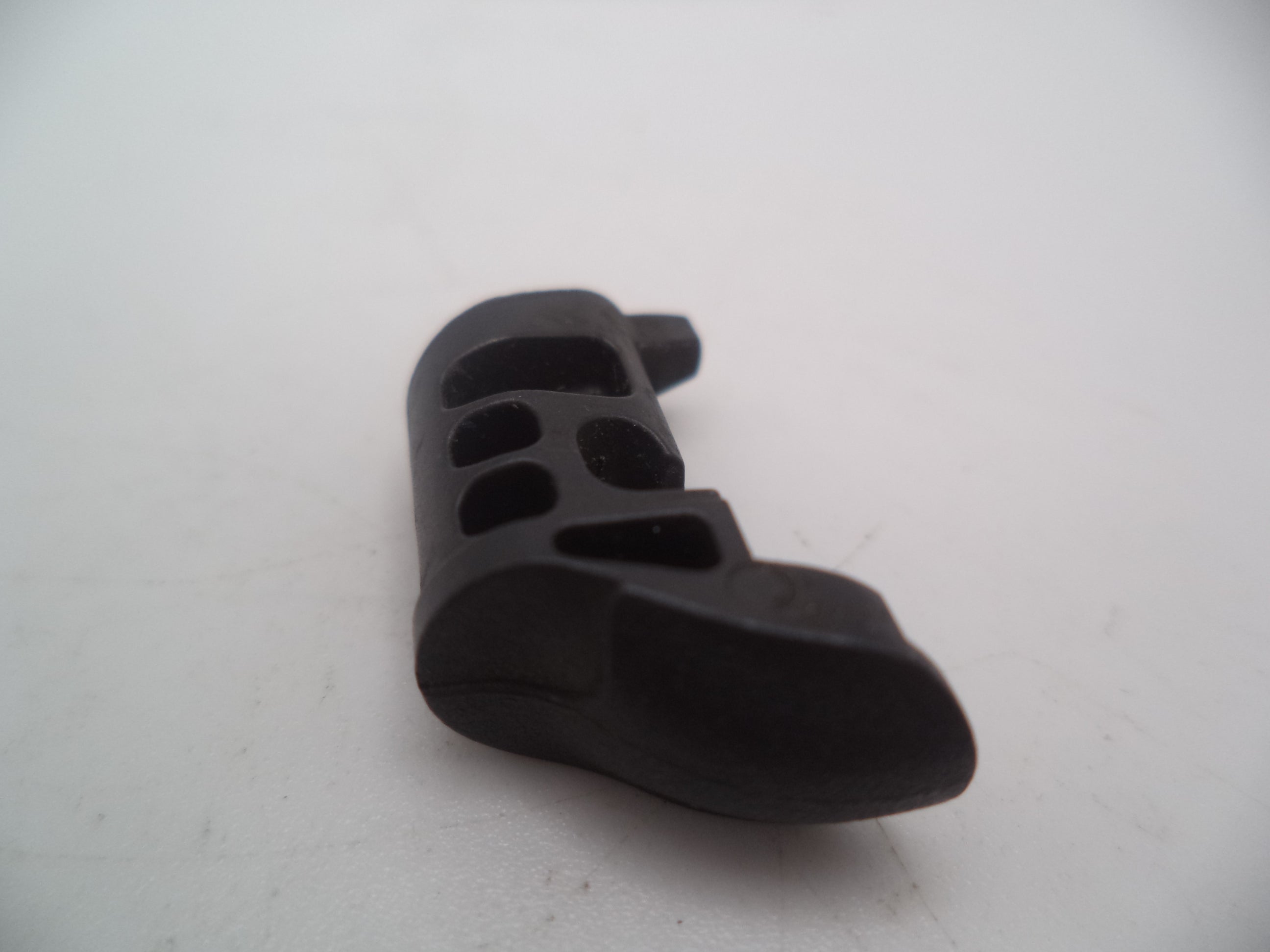 Smith & Wesson M&P 40 Shield Magazine Catch - .40 S&W - Used Part MP4026B