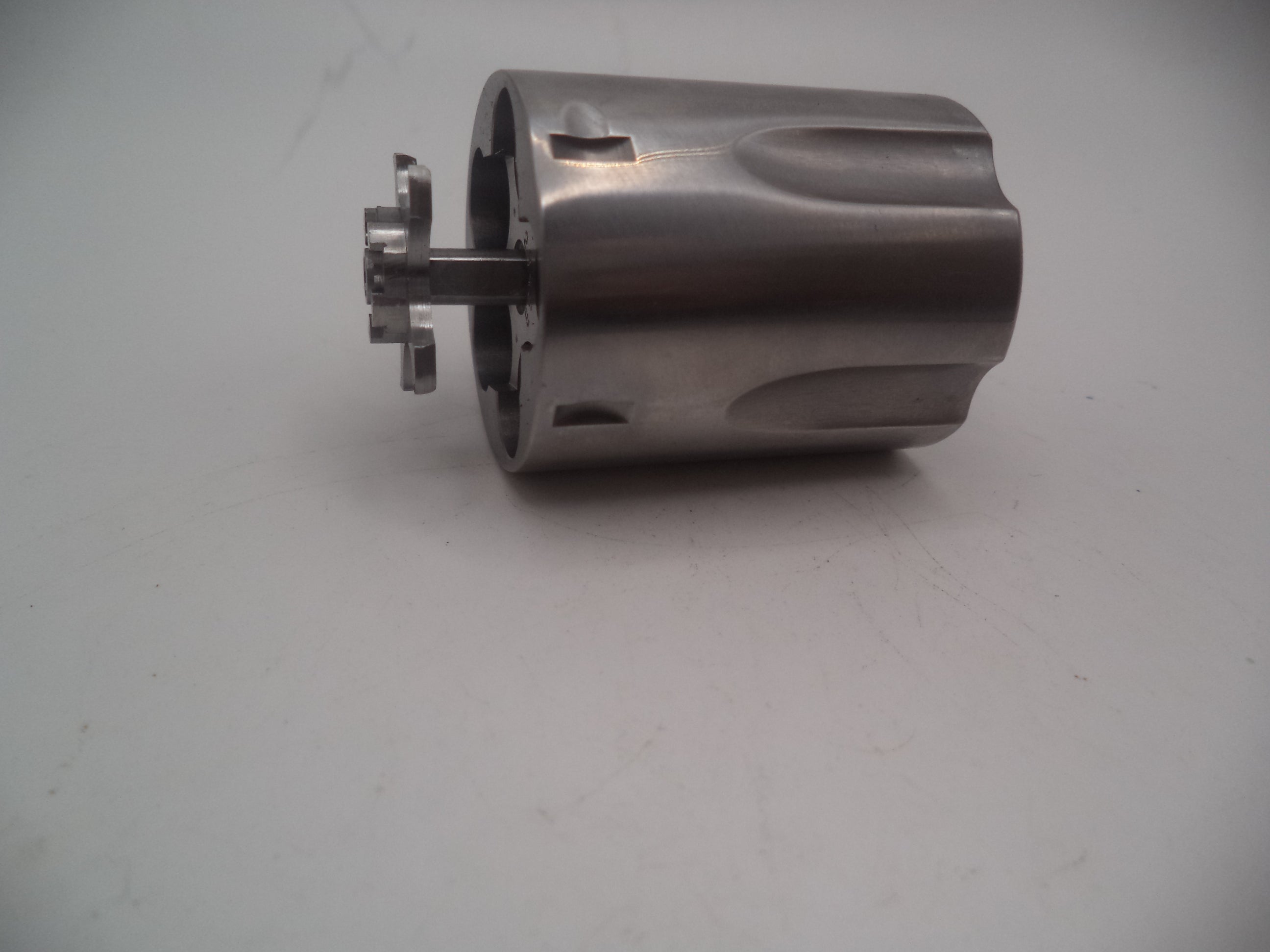 Smith & Wesson J Frame Cylinder & Extractor Models 60/640/649 .357 Mag/.38 Spl 5-Shot Stainless - 294530000