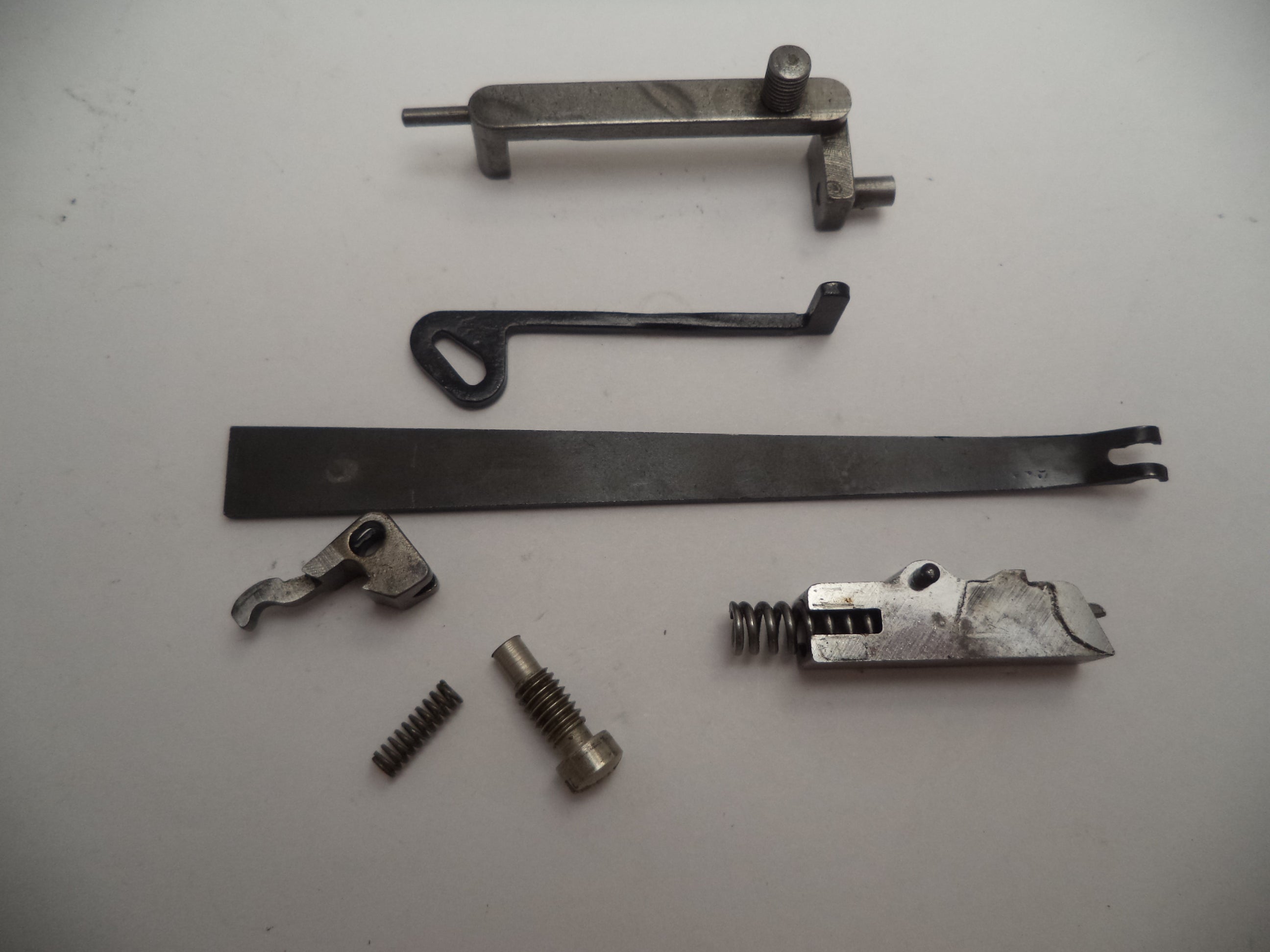 KS139A Smith & Wesson K Frame Model 66 Internal Parts & Strain Screw Used