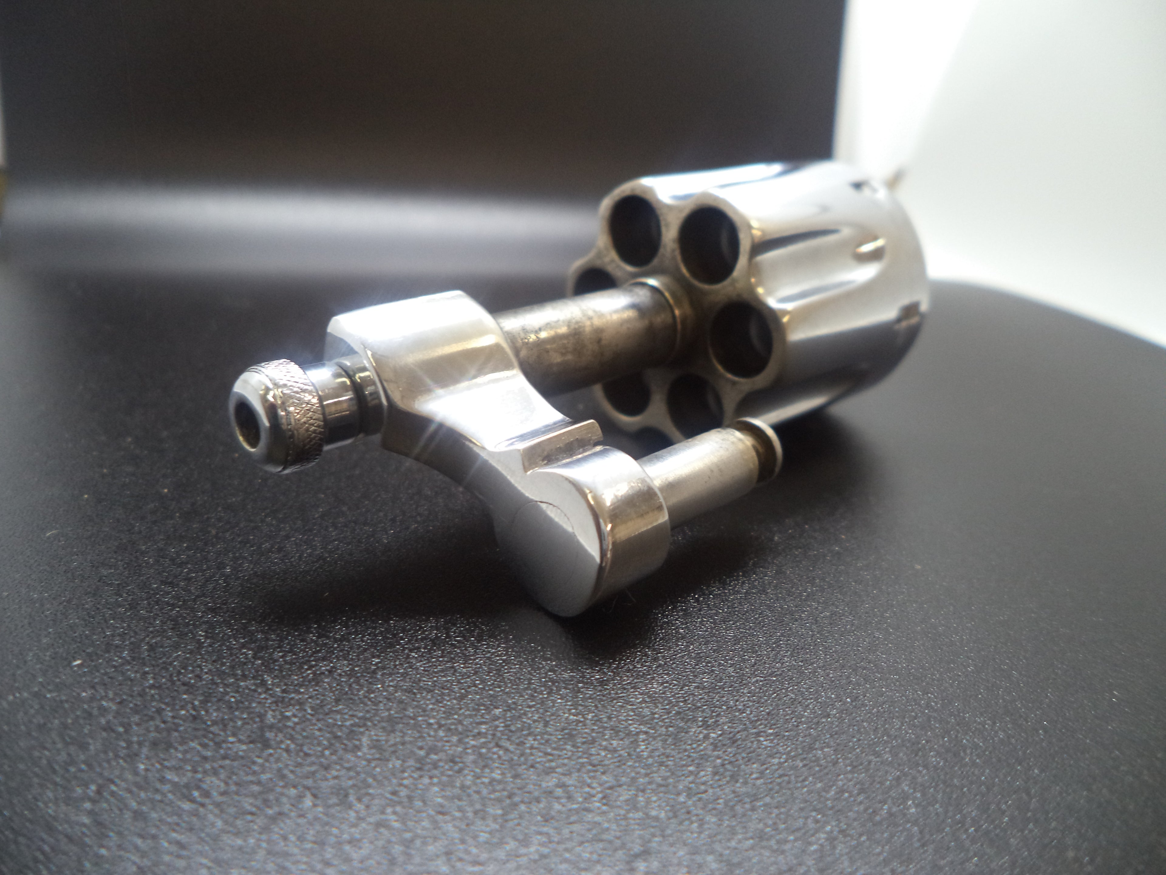 l2 S&W Rev. 5 Screw l Frame Hand Ejec.  .32 Long Cylinder 6 Shot  (used old style)