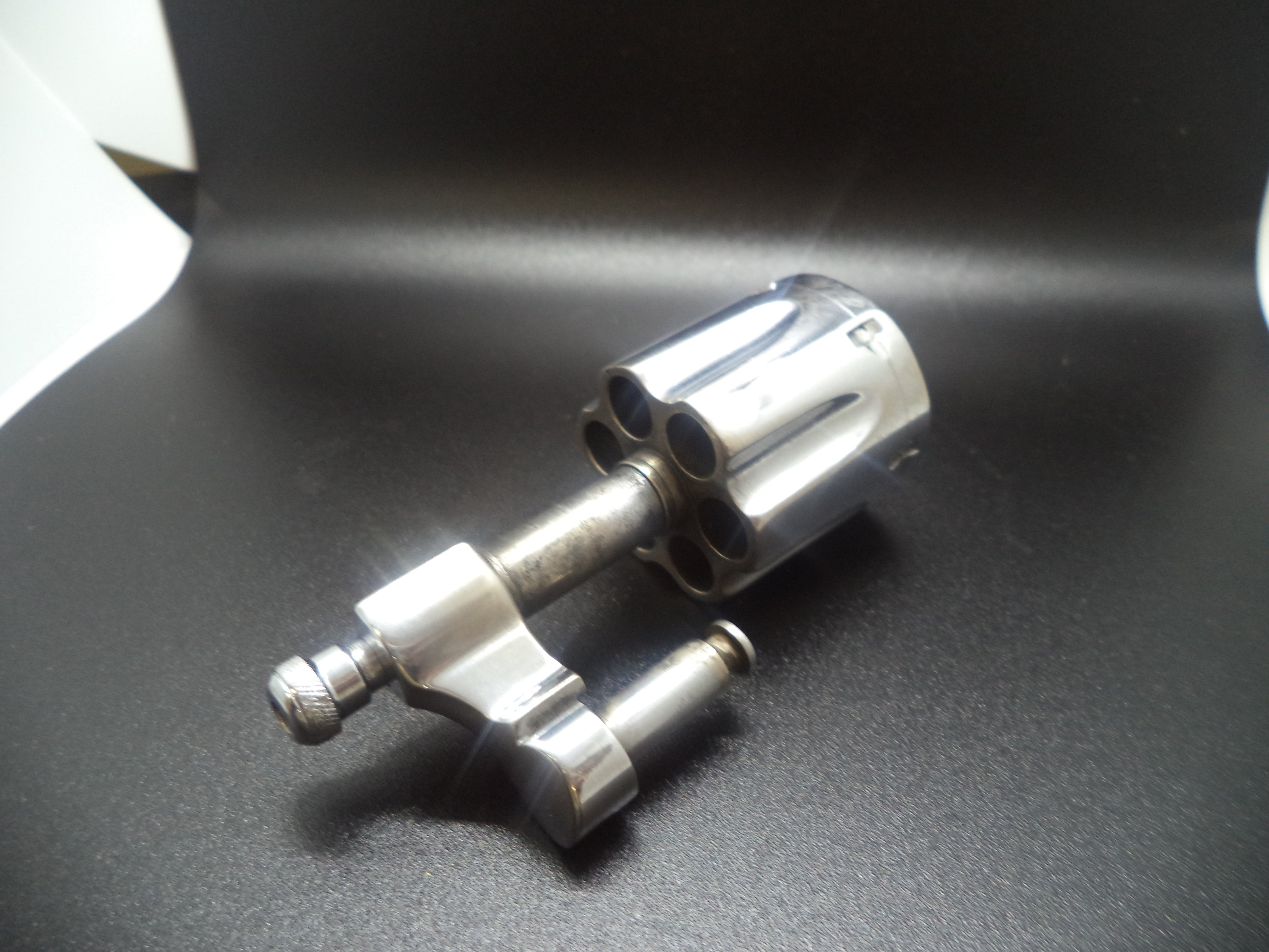 l2 S&W Rev. 5 Screw l Frame Hand Ejec.  .32 Long Cylinder 6 Shot  (used old style)