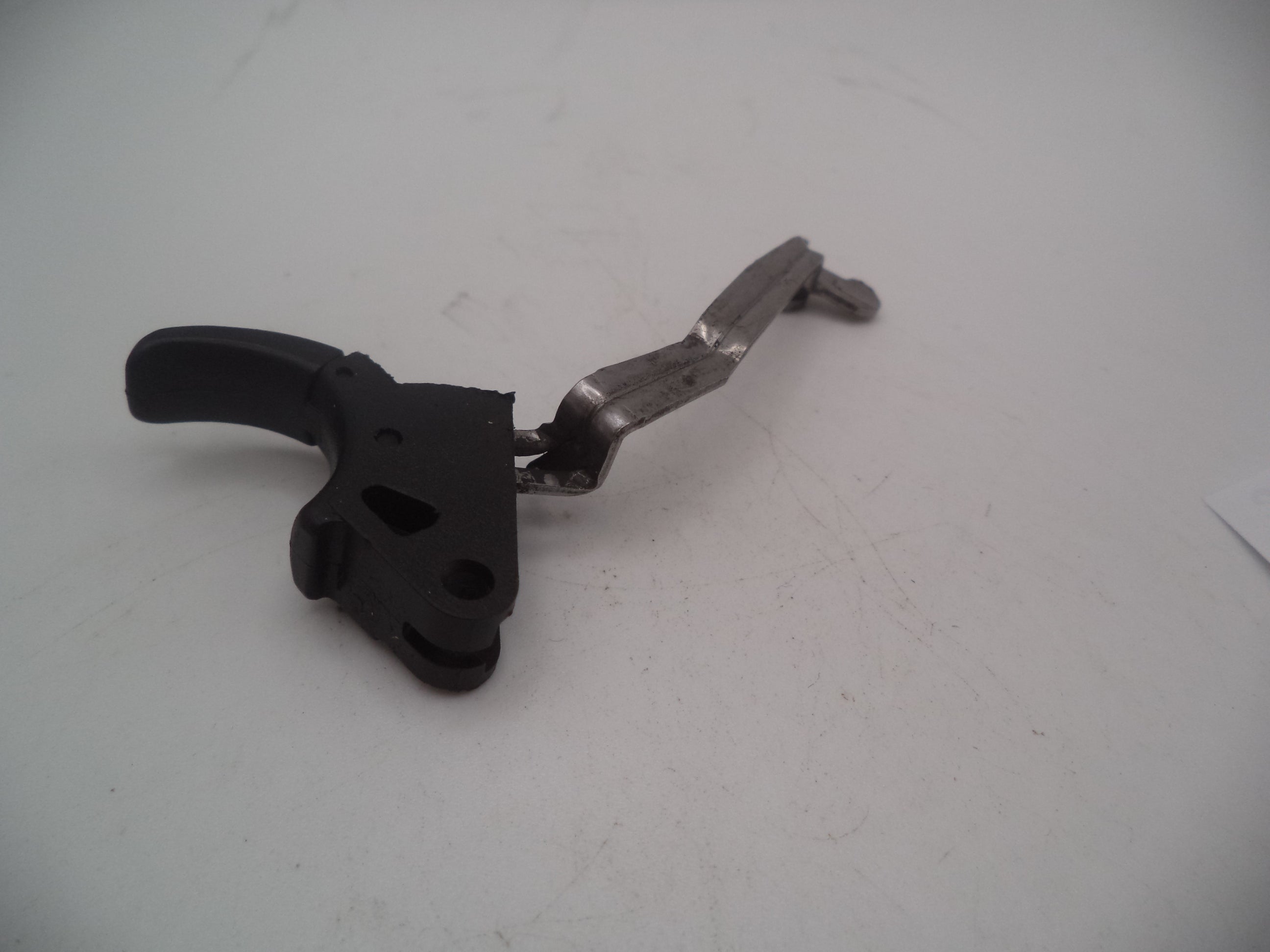 MP903A Smith & Wesson Pistol M&P Trigger Bar Assembly With Spring  Used Part 9mmc S&W