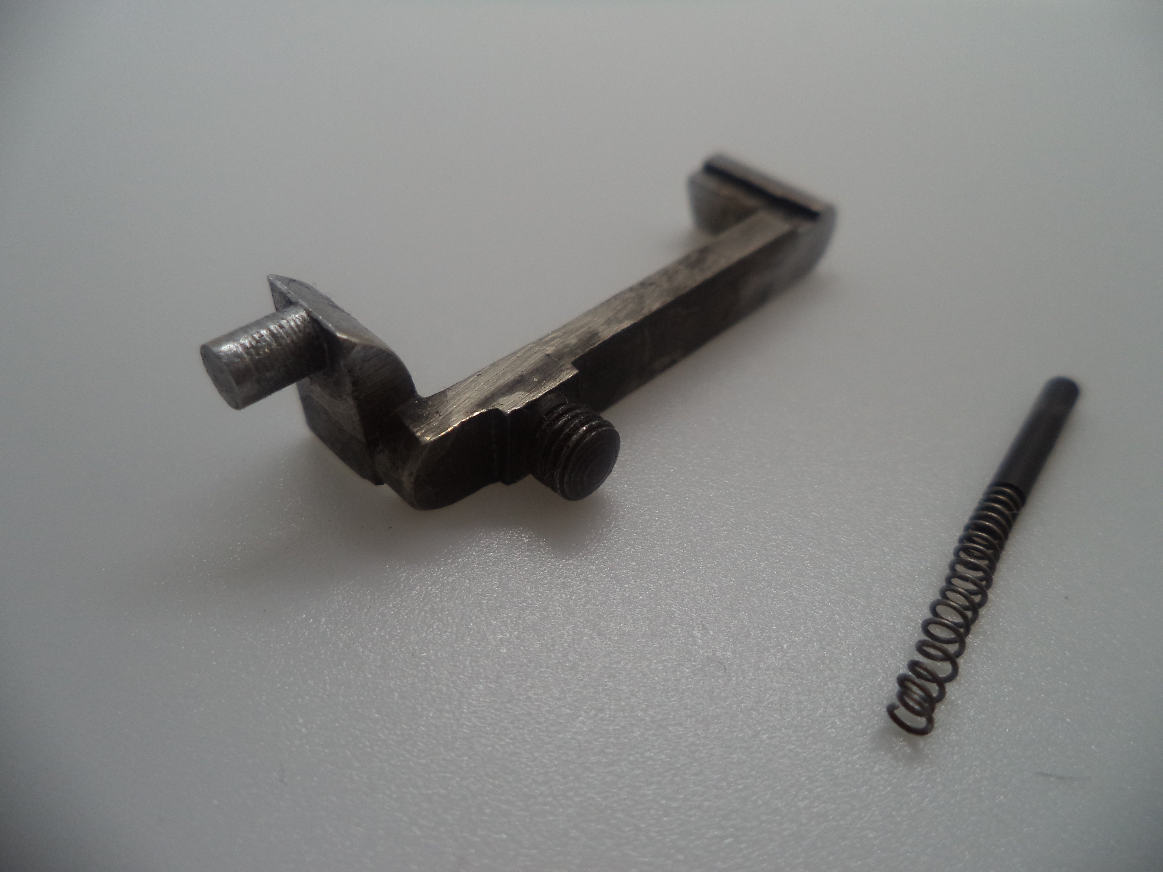 I8 S&W Rev. 5 Screw l Frame Hand Ejec. .32 Long, Bolt, Spring and Plunger  (used old style)