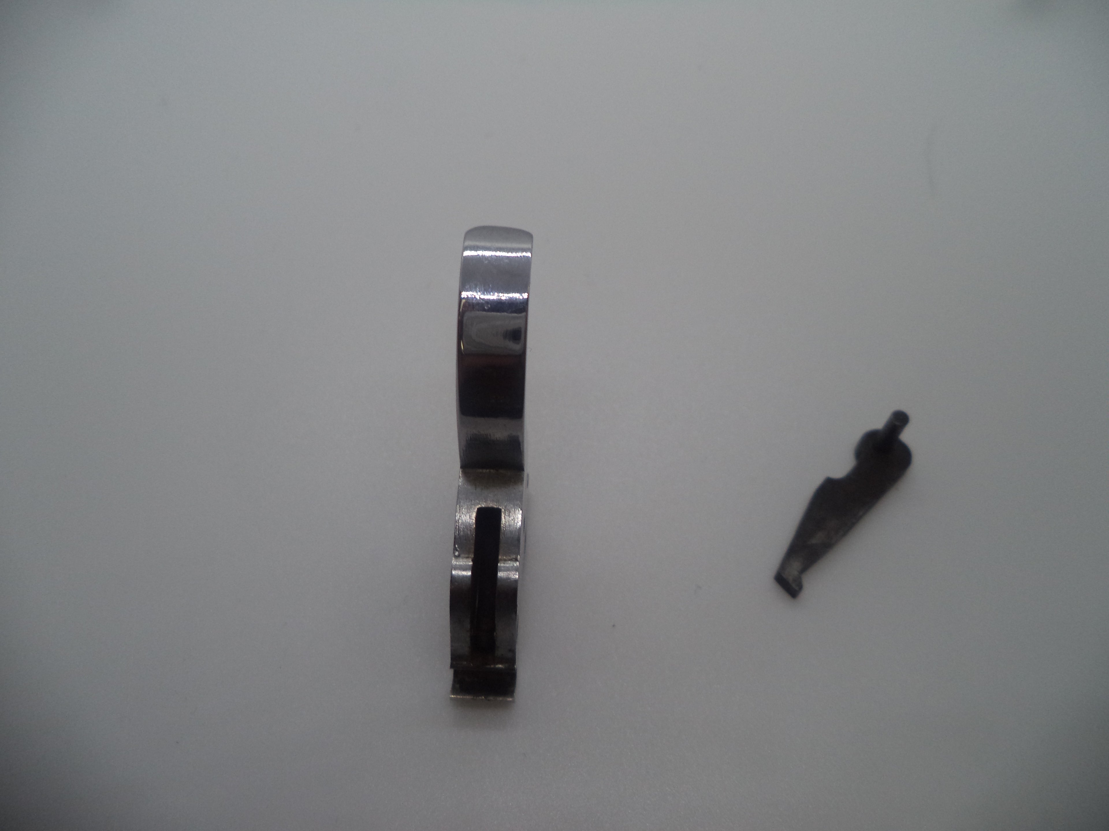 I4 S&W Rev. 5 Screw l Frame Hand Ejec. .32 Trigger .240" Wide Nickel Plated (used old style)