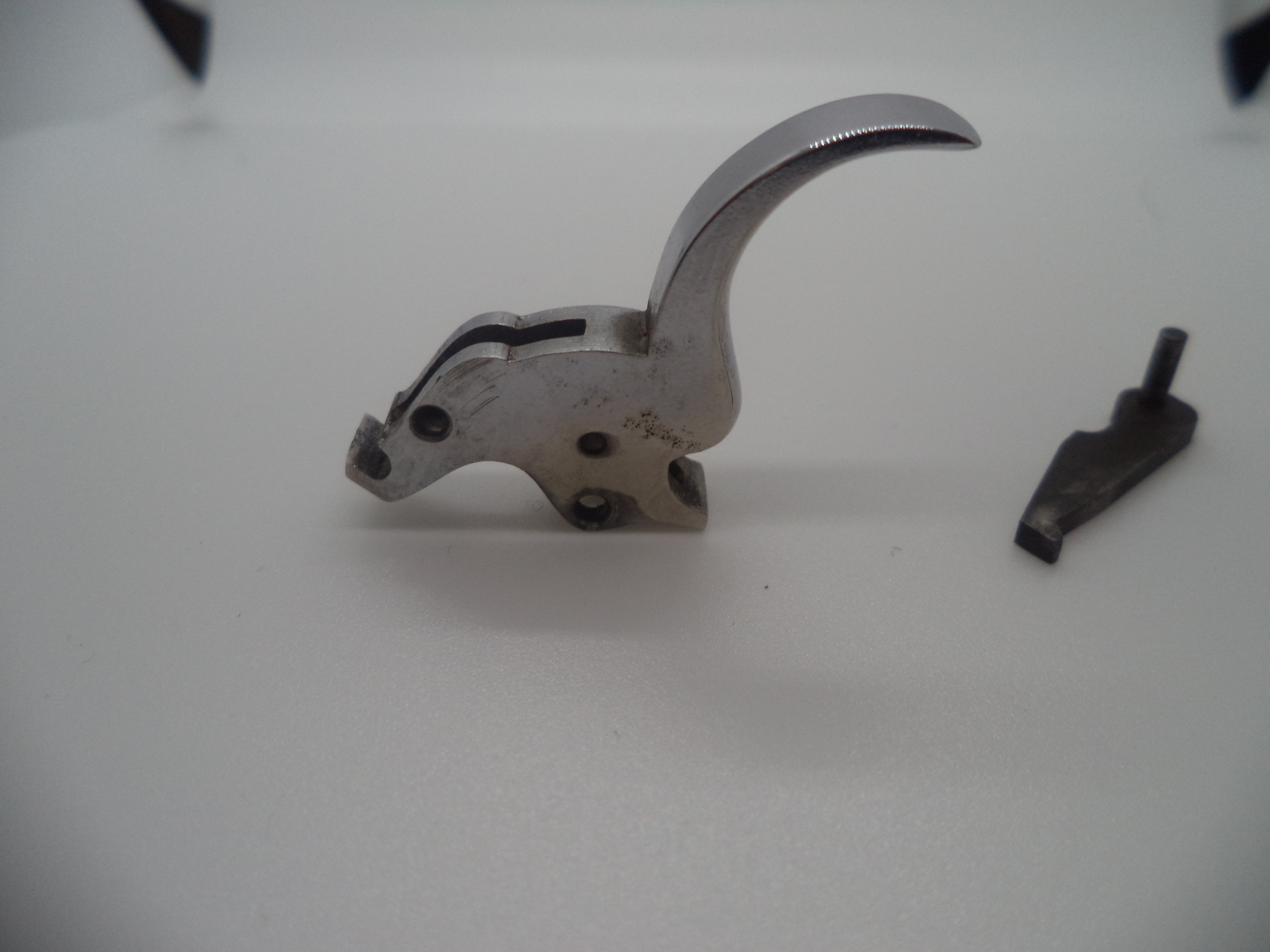 I4 S&W Rev. 5 Screw l Frame Hand Ejec. .32 Trigger .240" Wide Nickel Plated (used old style)