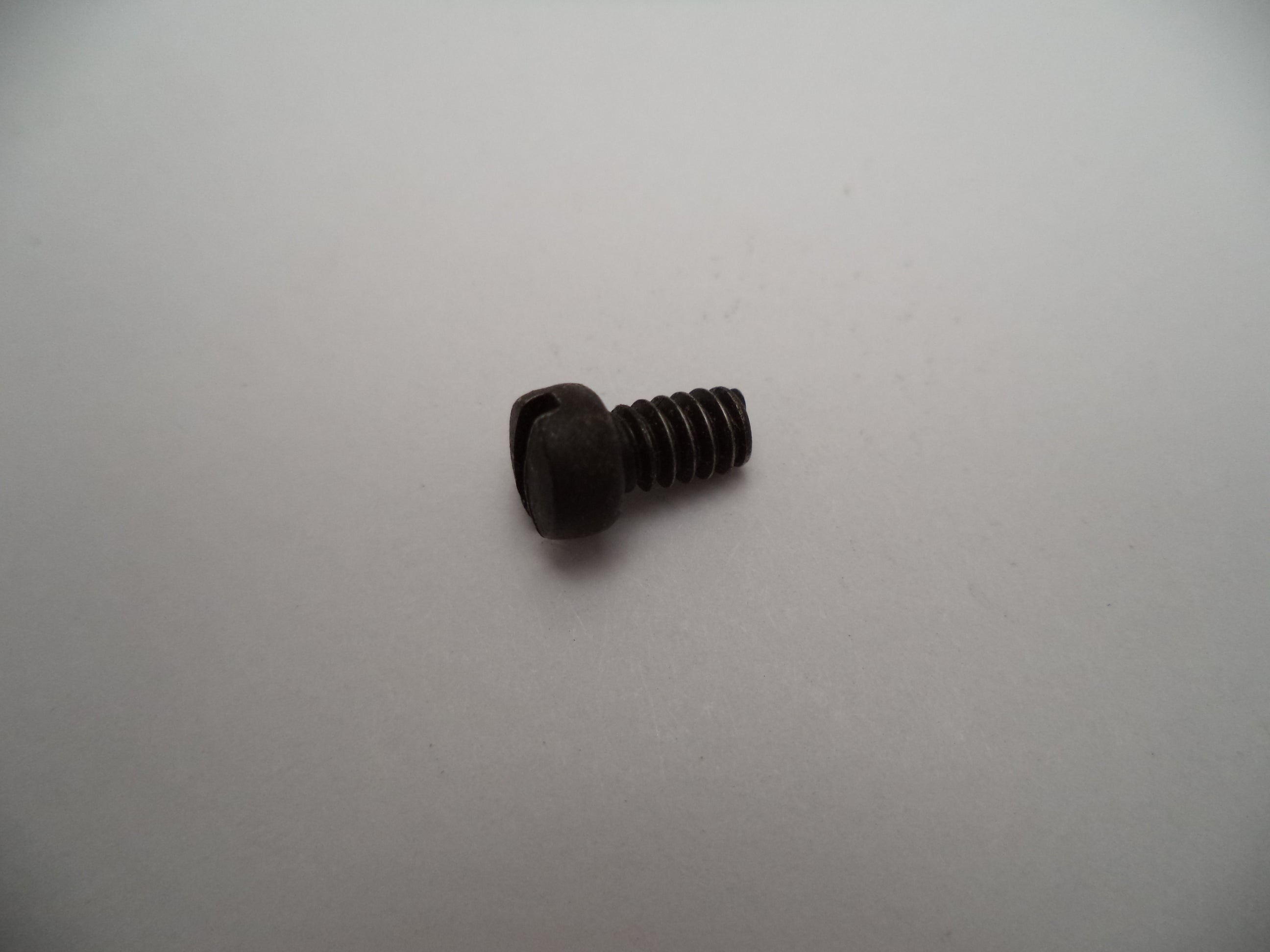 263540000 S&W Mainspring Retainer Screw CS9S CS45D CS40S