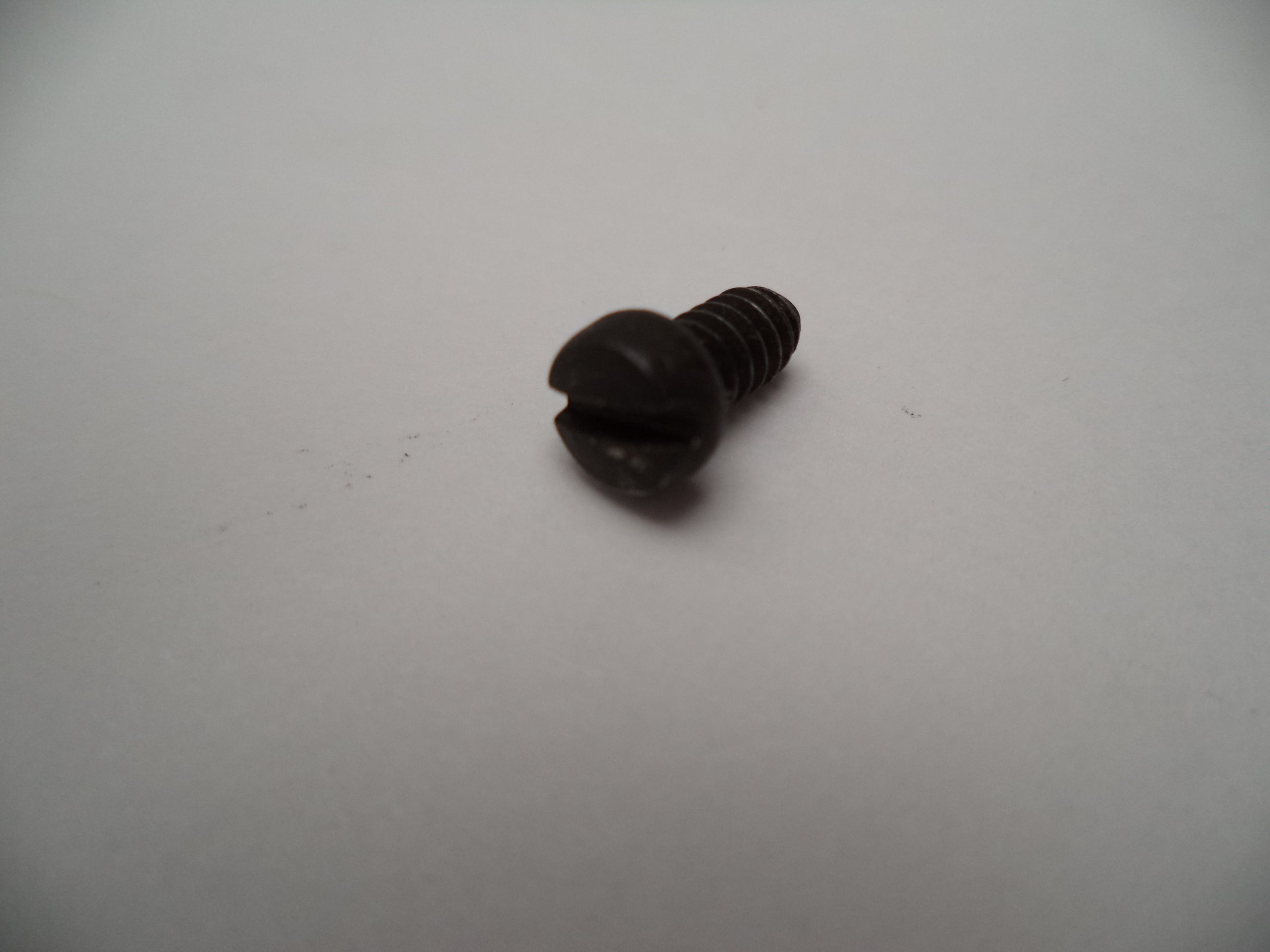 263540000 S&W Mainspring Retainer Screw CS9S CS45D CS40S