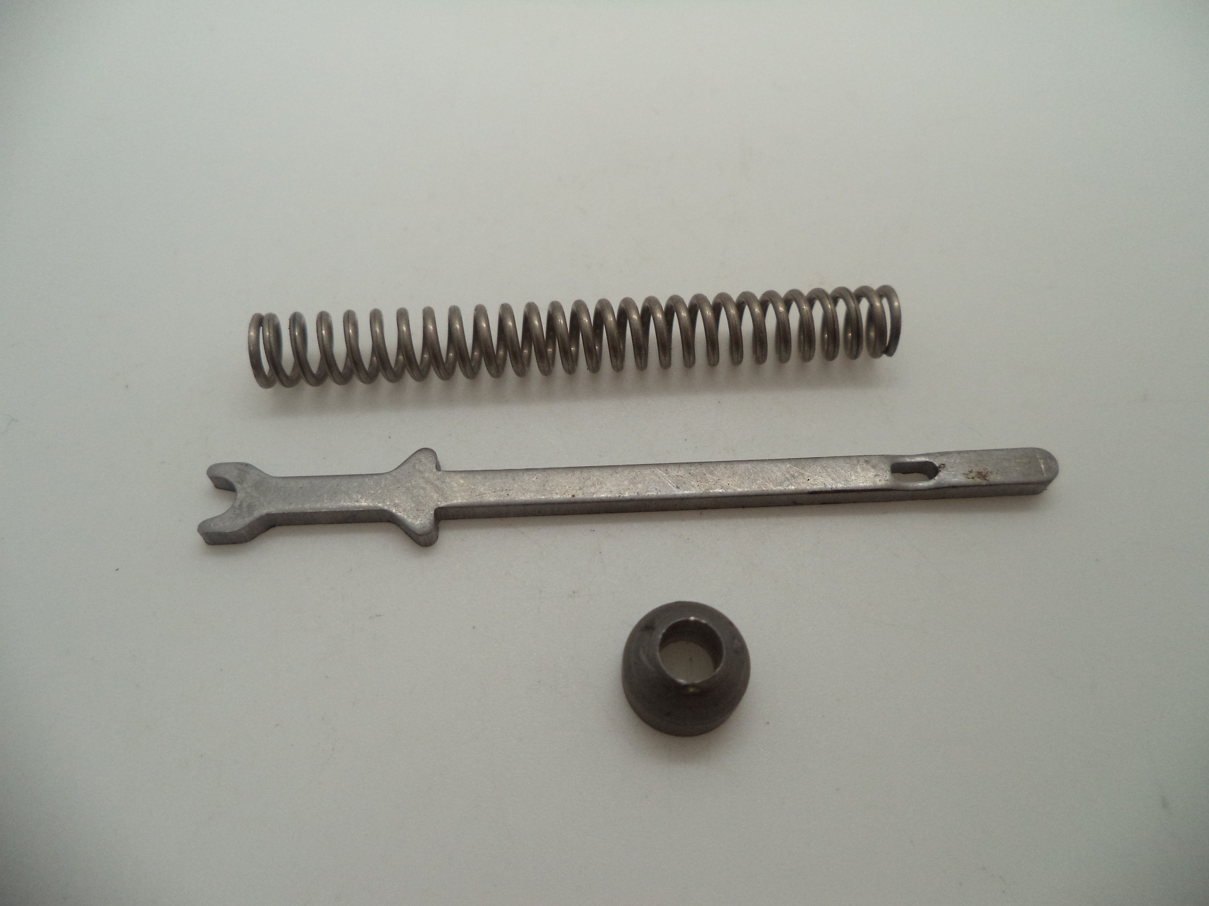 60141 Smith and Wesson J Frame Model 60 Main Spring Stirrup and Swivel .38 Special