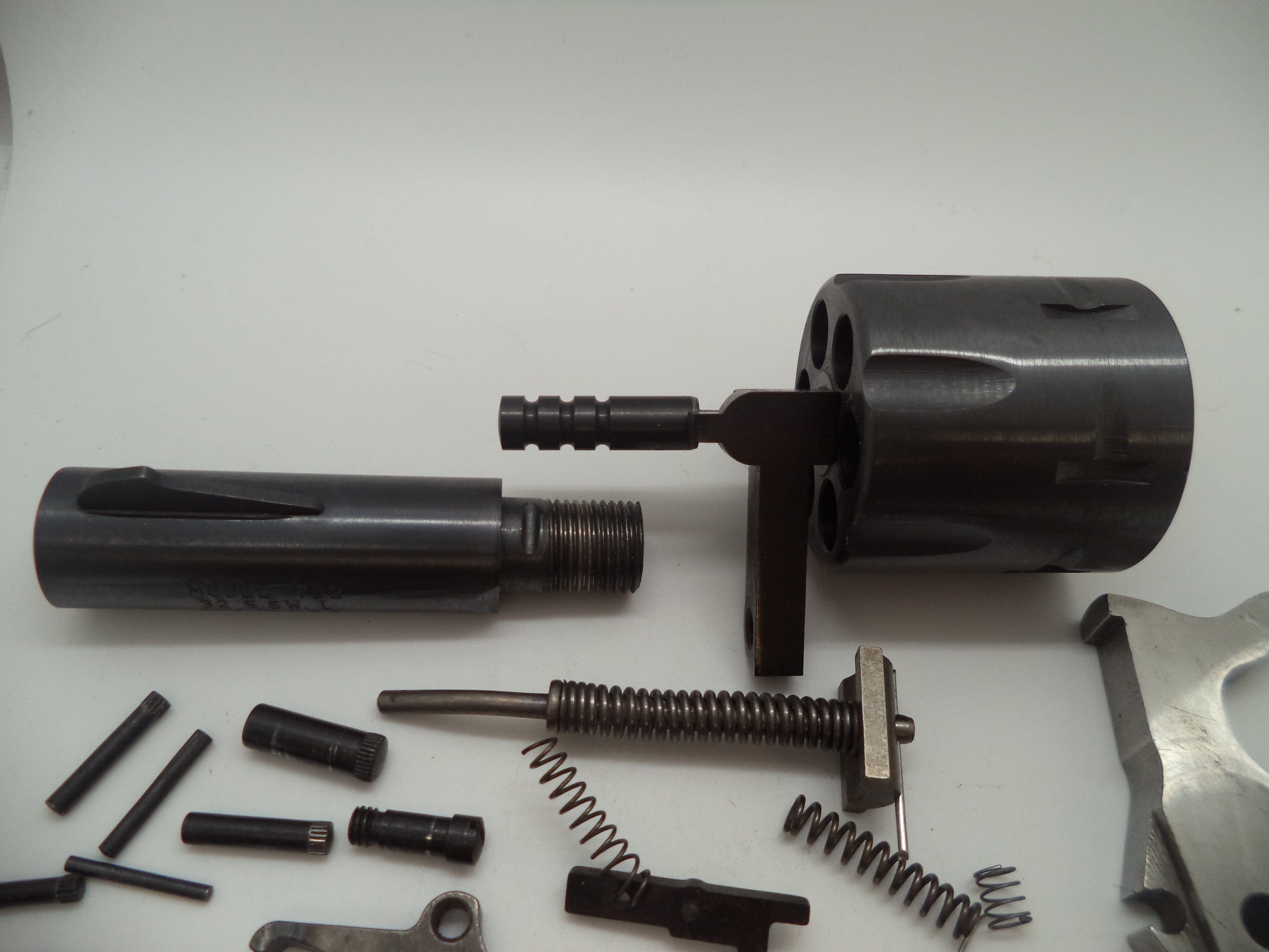 Lot Z3  Harrington & Richardson Model 732 .32 Long 3" Barrel Used Parts Group