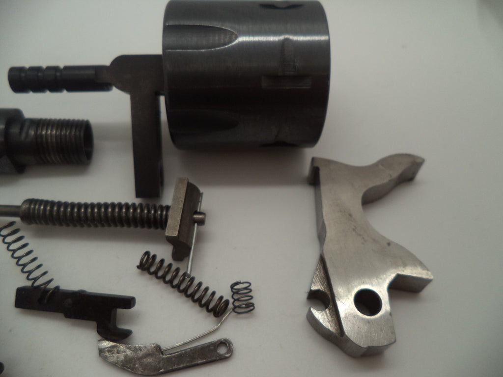 Lot Z3  Harrington & Richardson Model 732 .32 Long 3" Barrel Used Parts Group