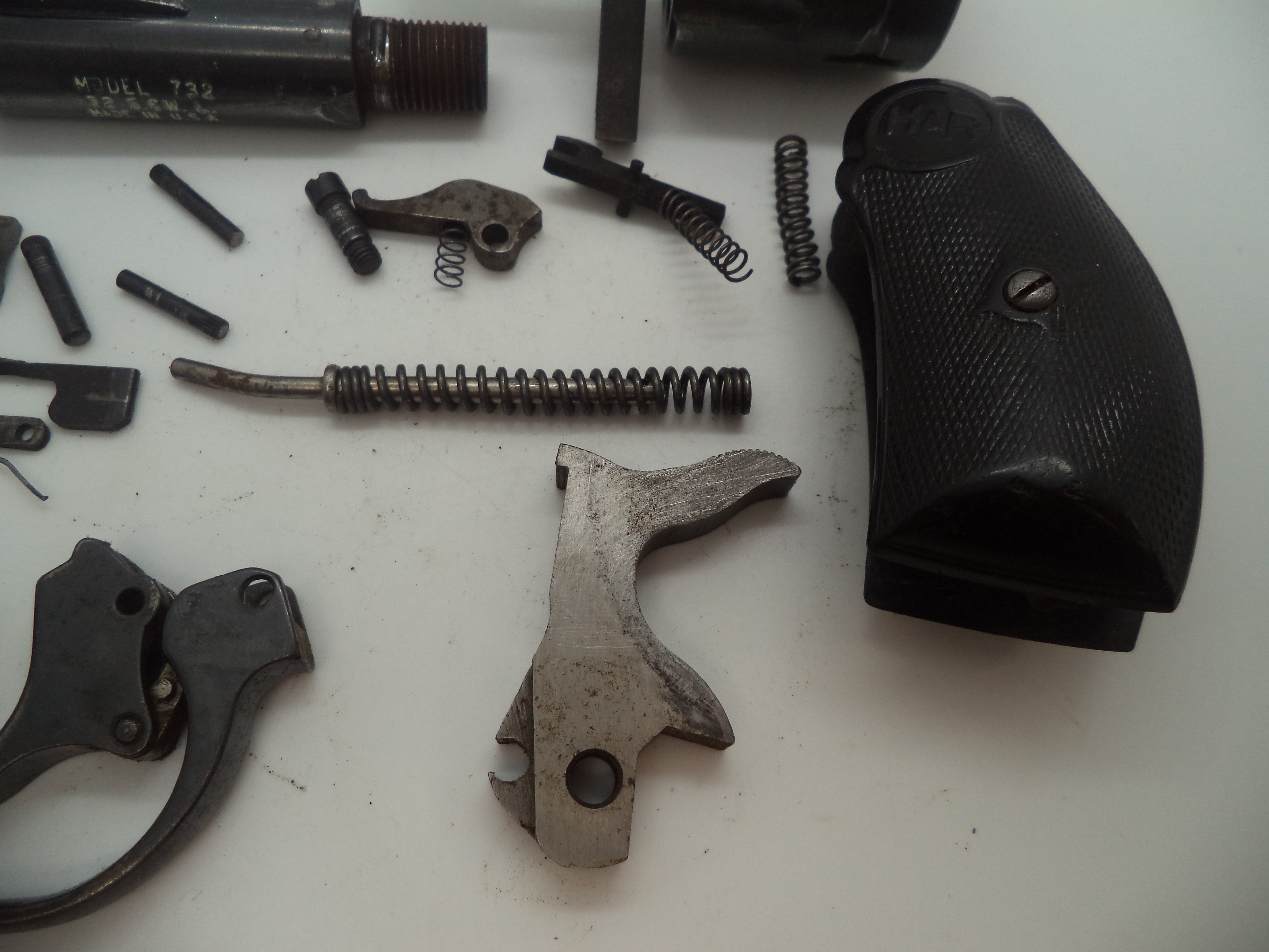 Lot Z5  Harrington & Richardson Model 732 .32 Long 3" Barrel Used Parts Group