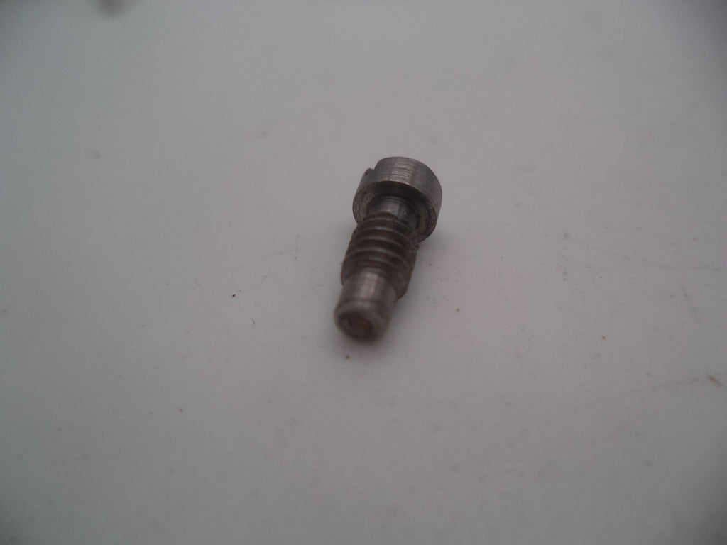 64172A Smith and Wesson Used K Frame Model 64 .38 Special Stainless Steel Strain Screw Round Butt