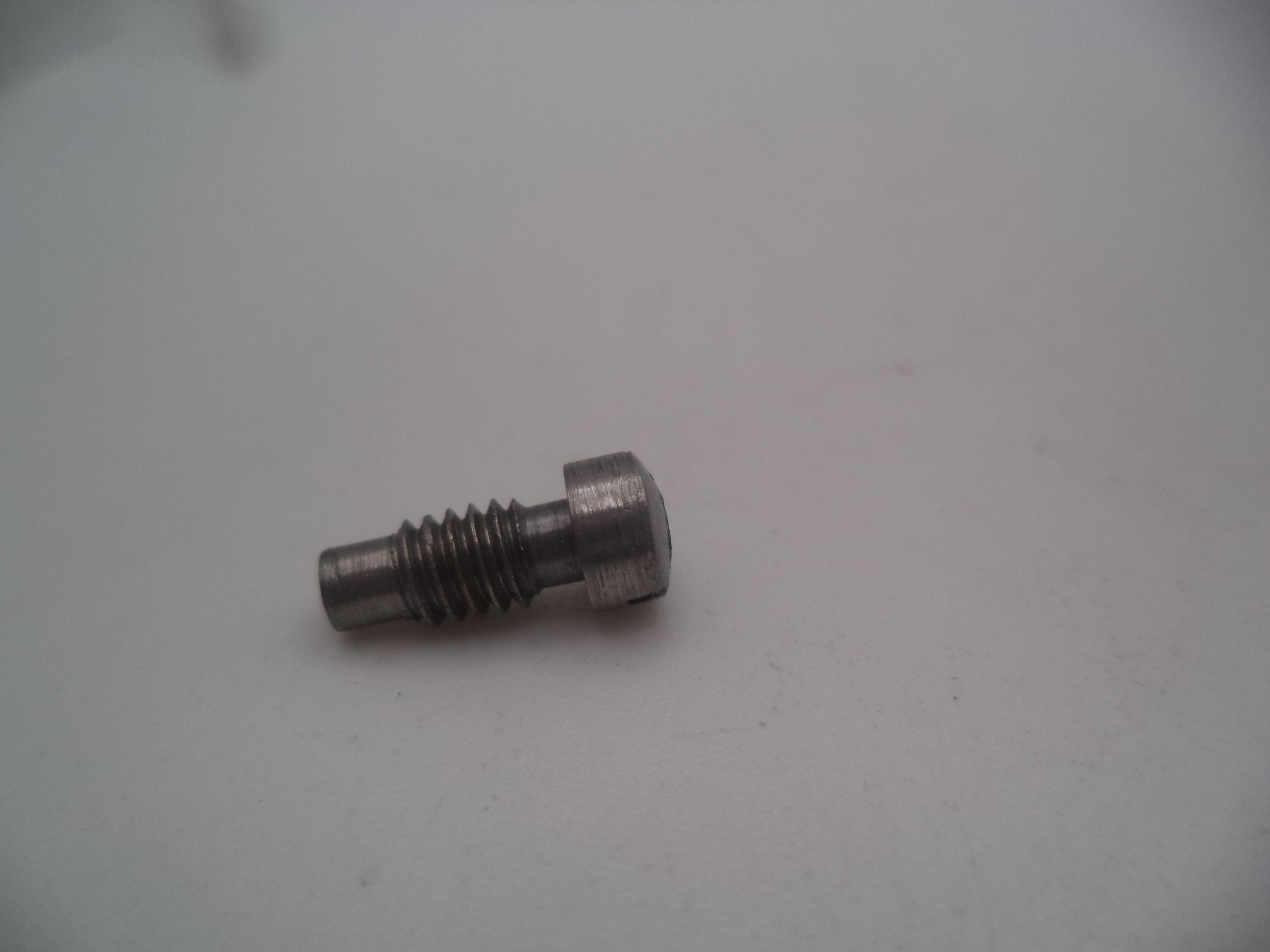 64172A Smith and Wesson Used K Frame Model 64 .38 Special Stainless Steel Strain Screw Round Butt
