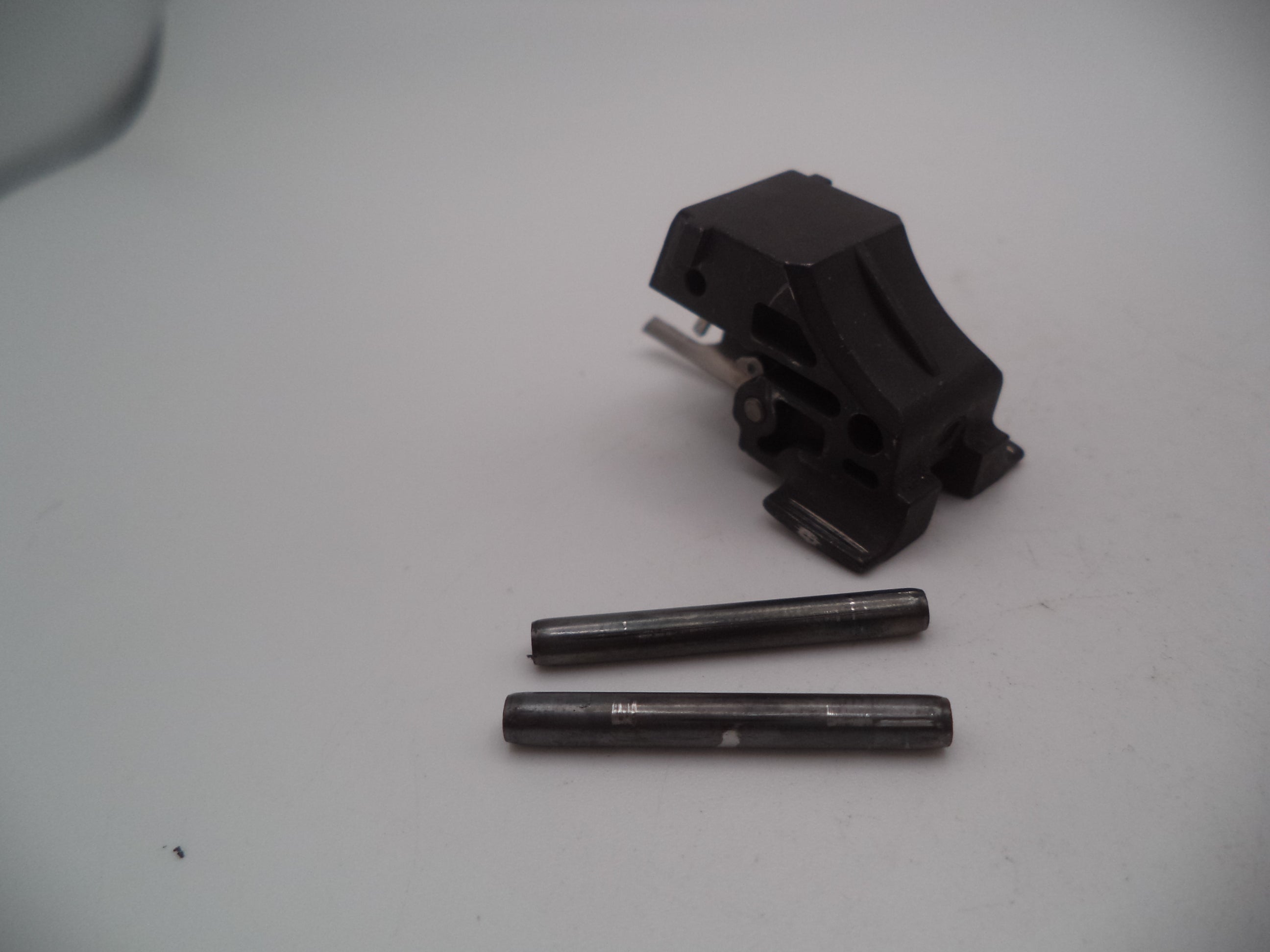 Smith & Wesson Pistol M&P 9 Compact 9mm Lever Assembly & Pin MP9C6