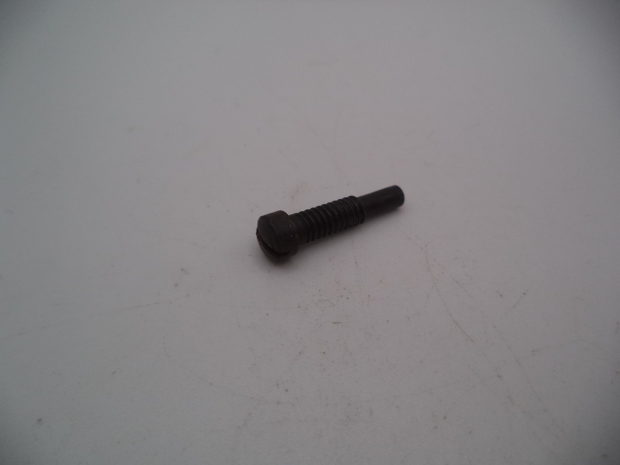 Kit061 Smith & Wesson I Frame Pre Model  22/32 Kit Gun .22 LR Strain Screw Used Part