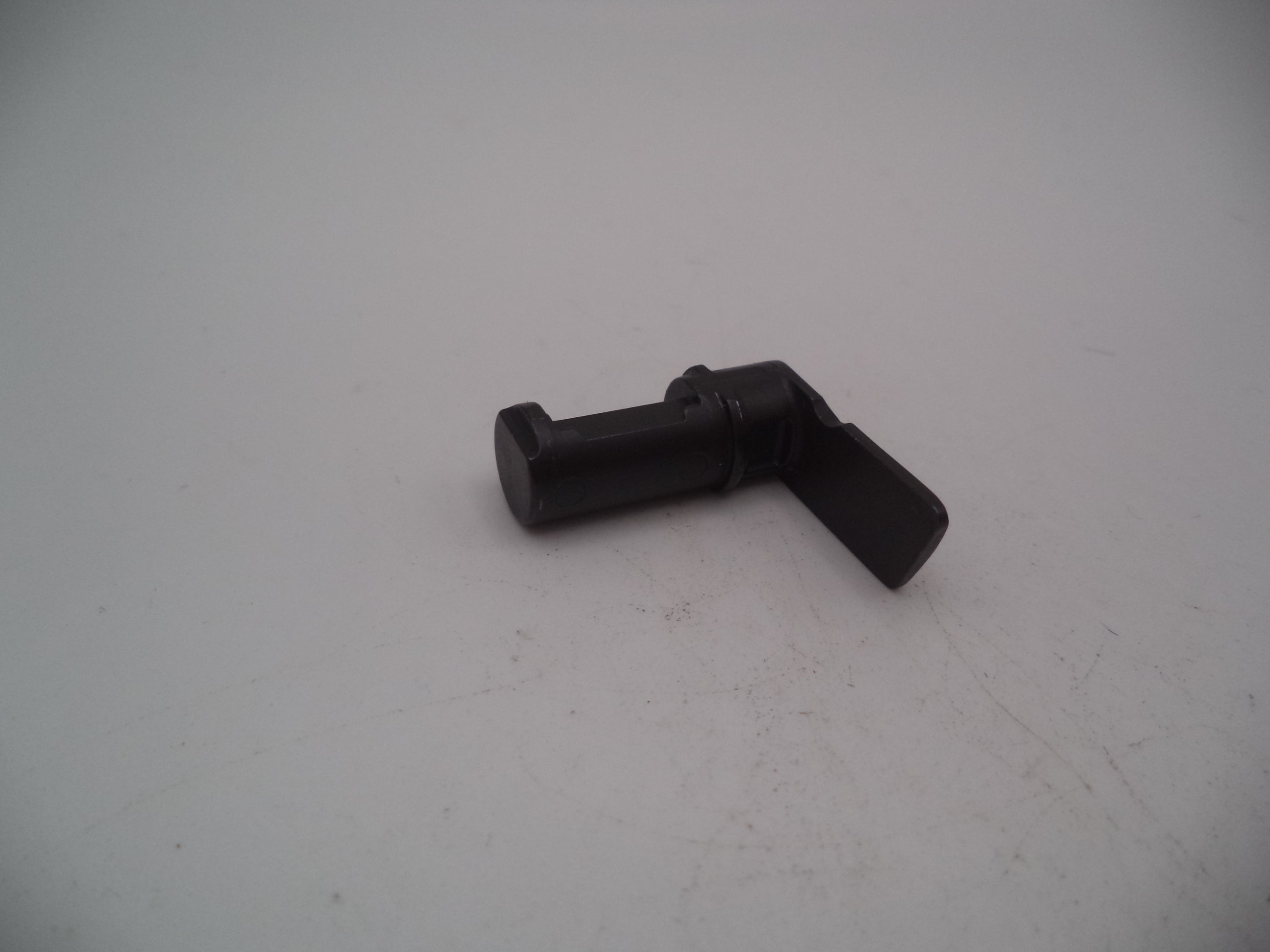 MP4507B Smith & Wesson Pistol M&P 45 Take Down Lever Used Part .2.0 S&W