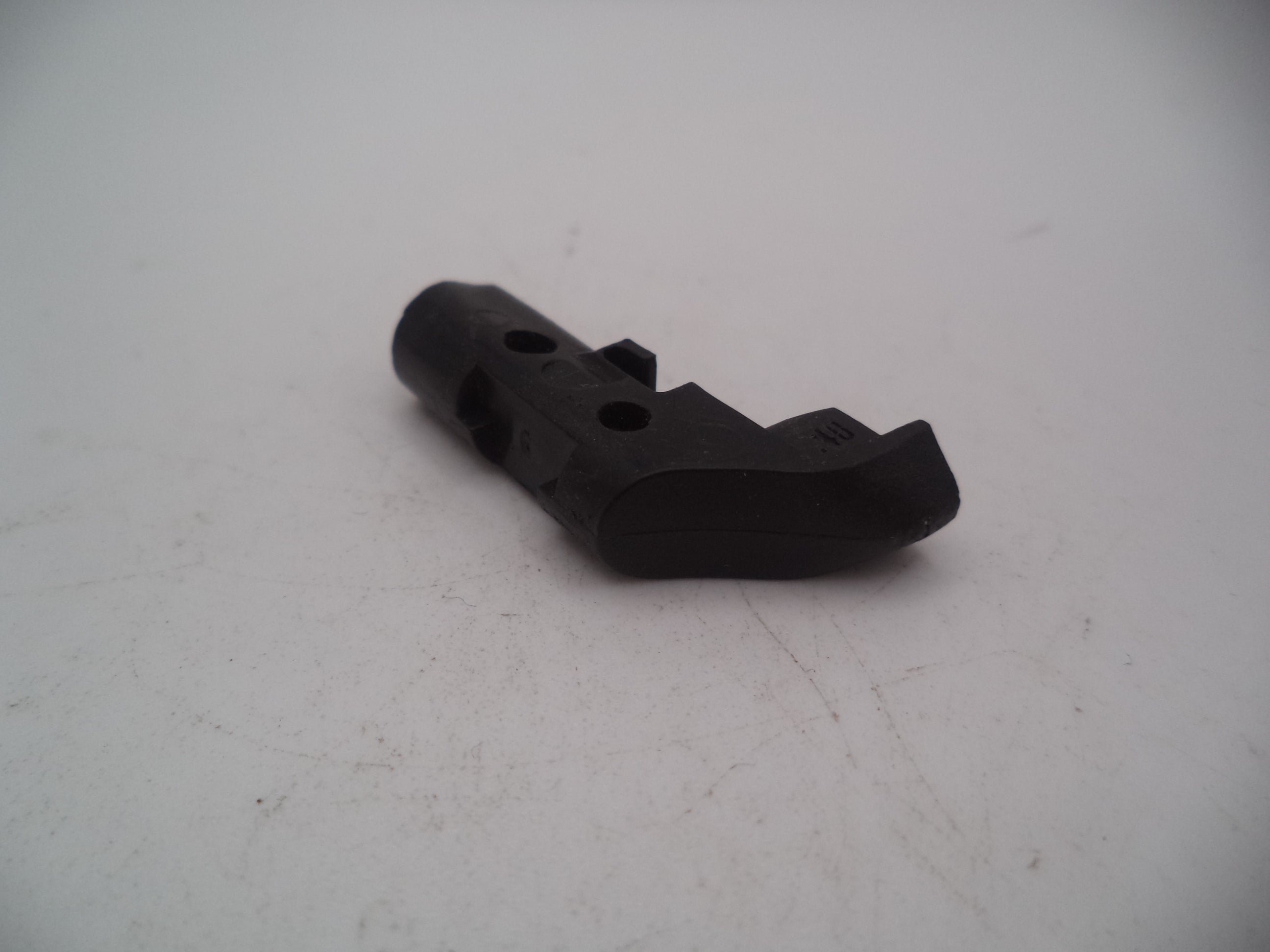 SW40E1 Smith & Wesson SD40VE 40 S&W Magazine Catch Used