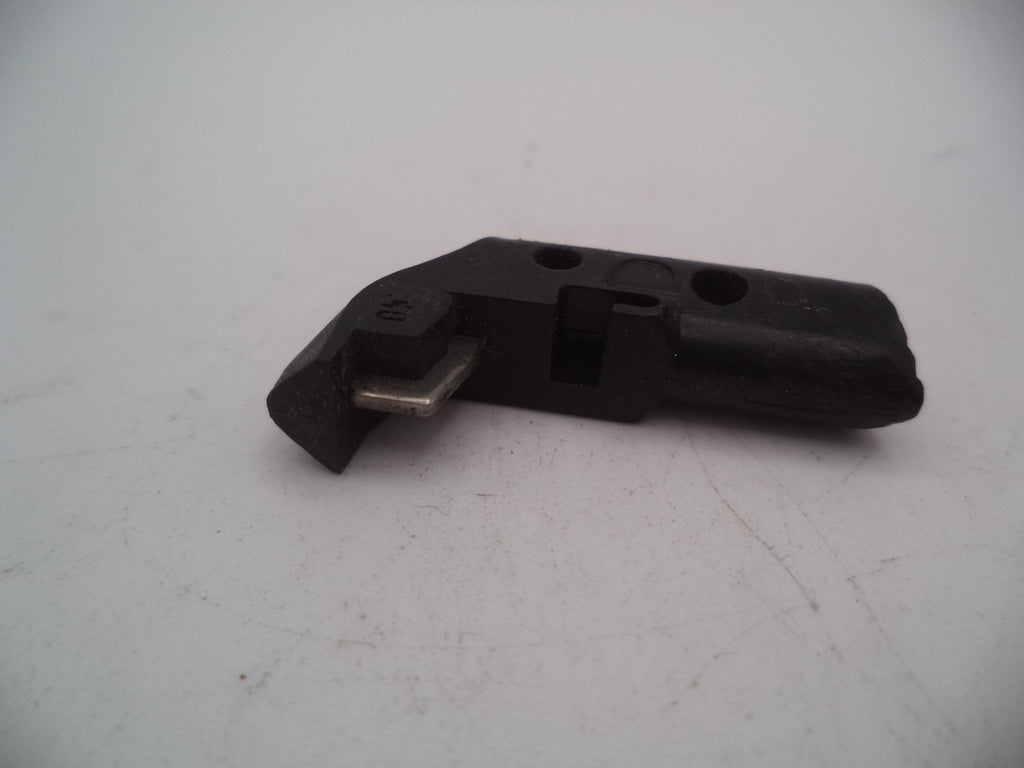 SW40E1 Smith & Wesson SD40VE 40 S&W Magazine Catch Used