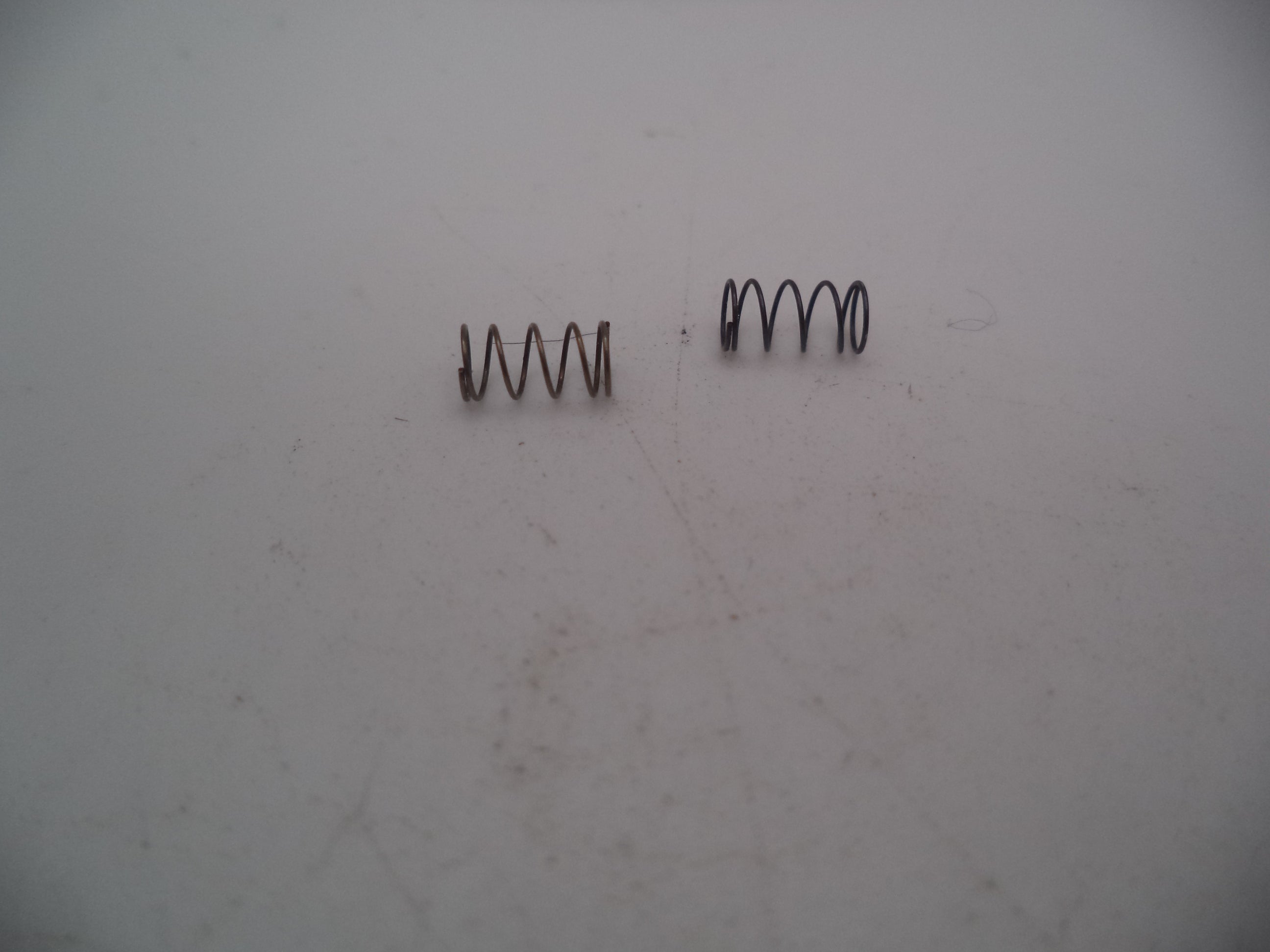 690416 Smith & Wesson Pistol Model 6904 9mm 2 Ejector Springs Used