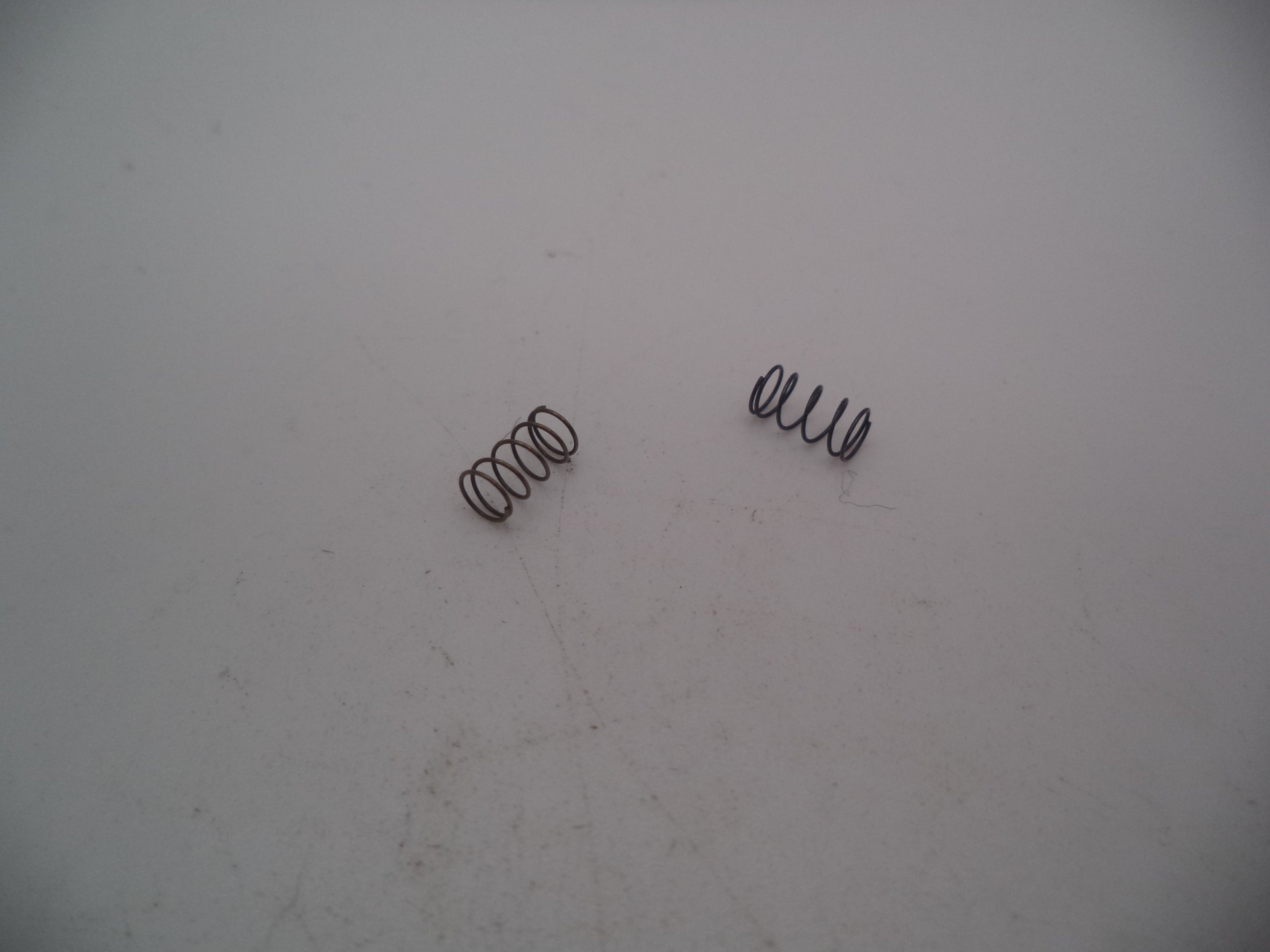 690416 Smith & Wesson Pistol Model 6904 9mm 2 Ejector Springs Used