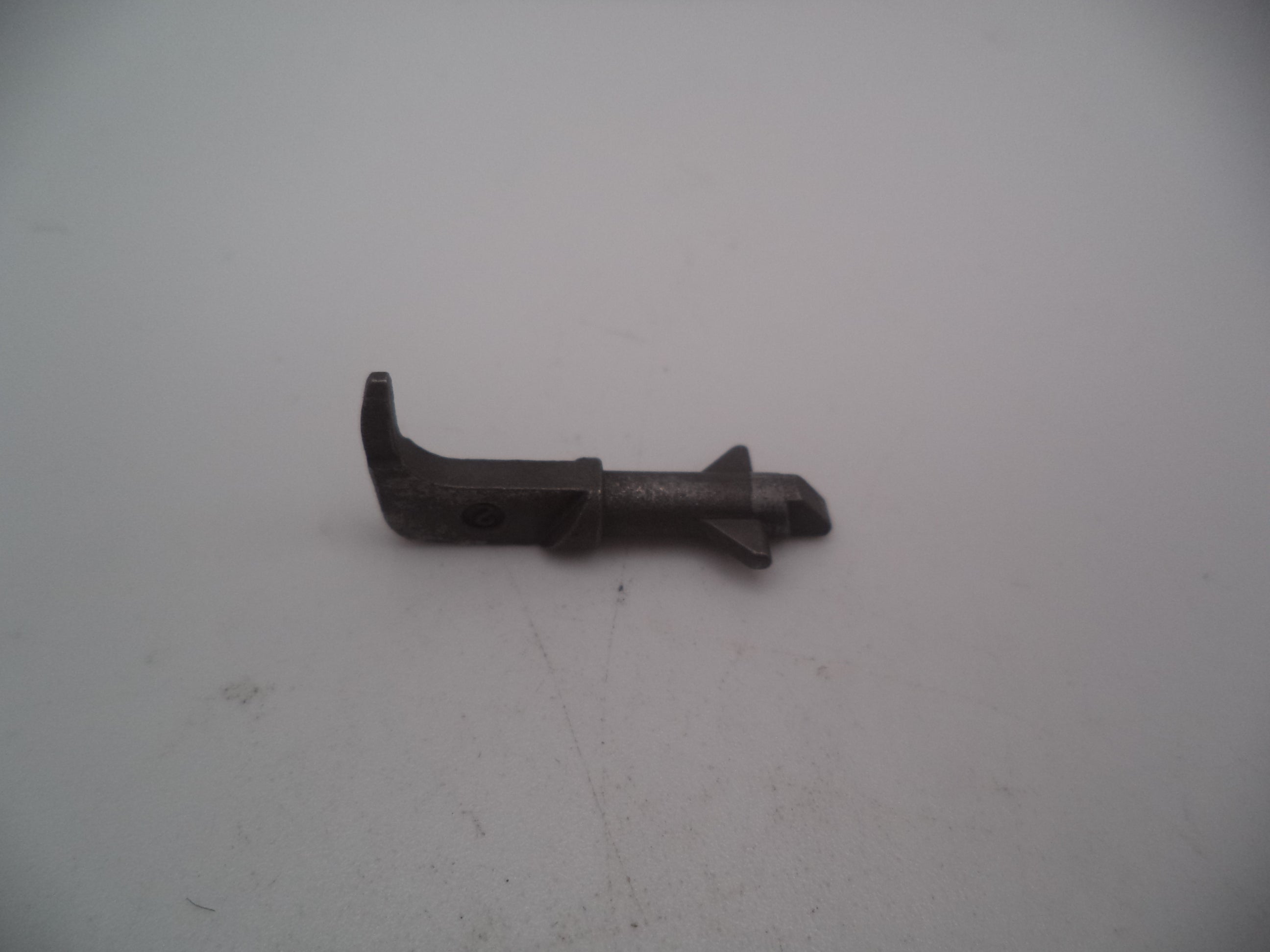690417 Smith & Wesson Pistol Model 6904 9mm Disconnector Assembly Used