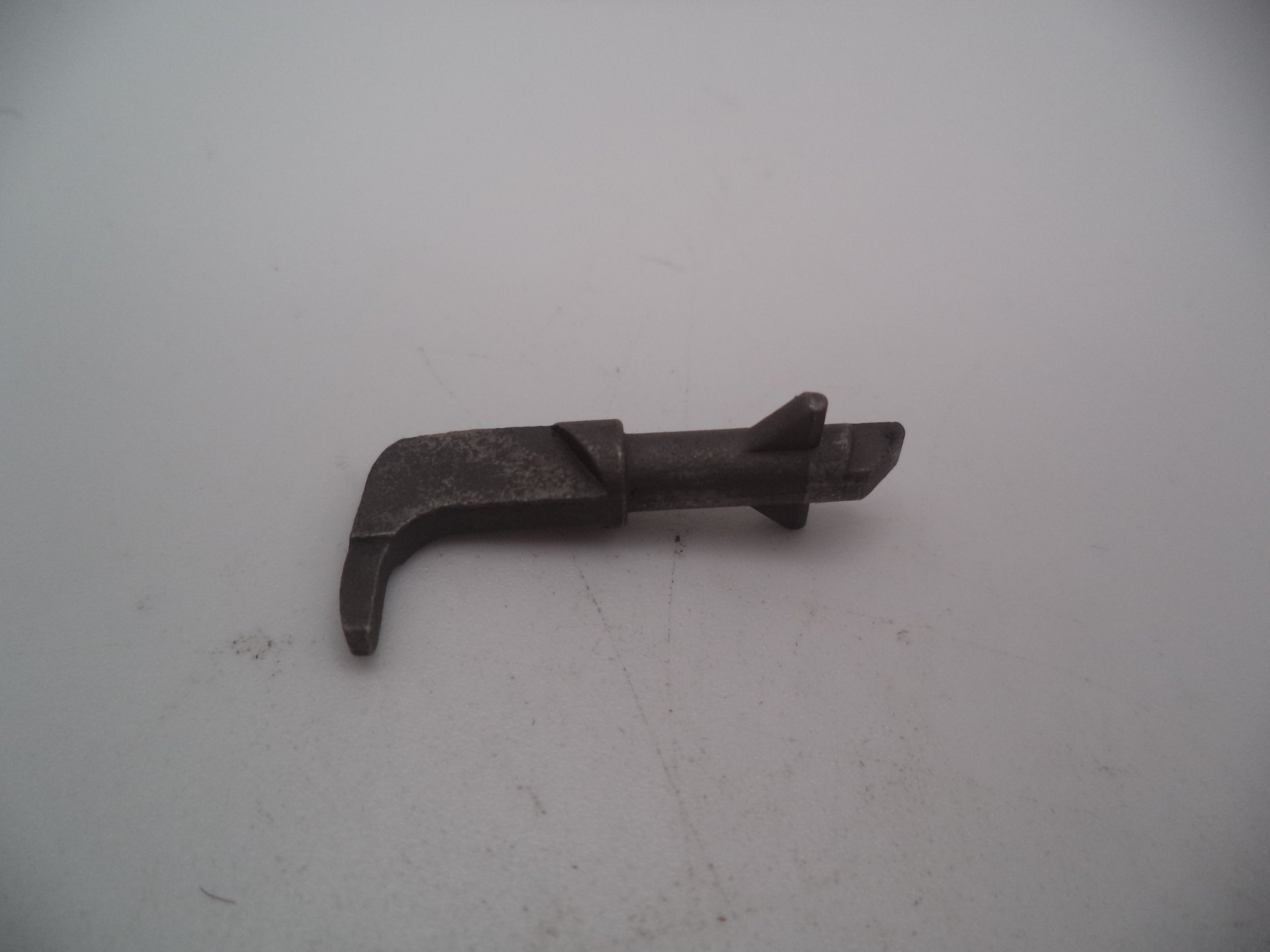 690417 Smith & Wesson Pistol Model 6904 9mm Disconnector Assembly Used