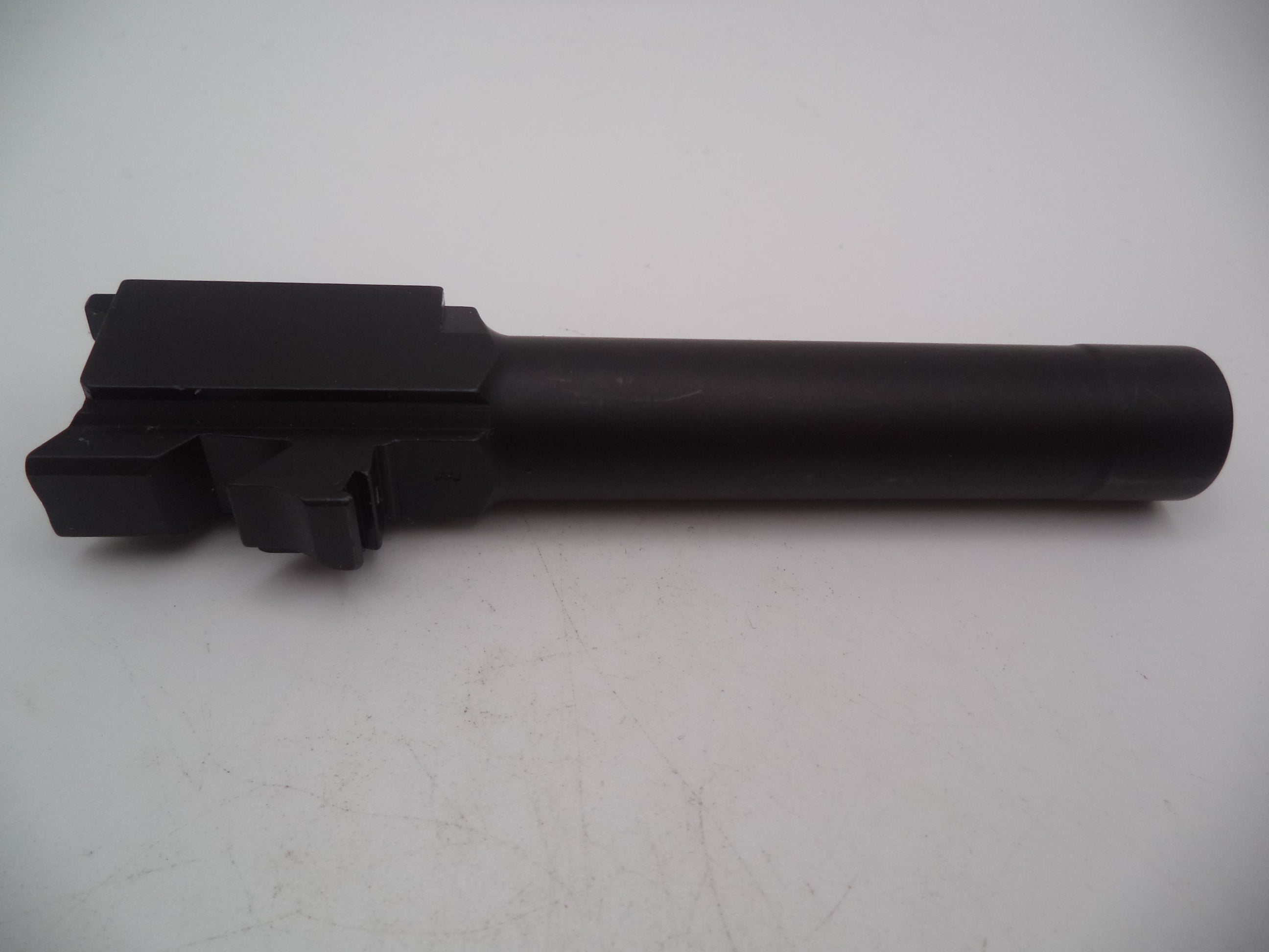 398150000 Smith & Wesson Pistol Model SD40 3.85" Black Barrel