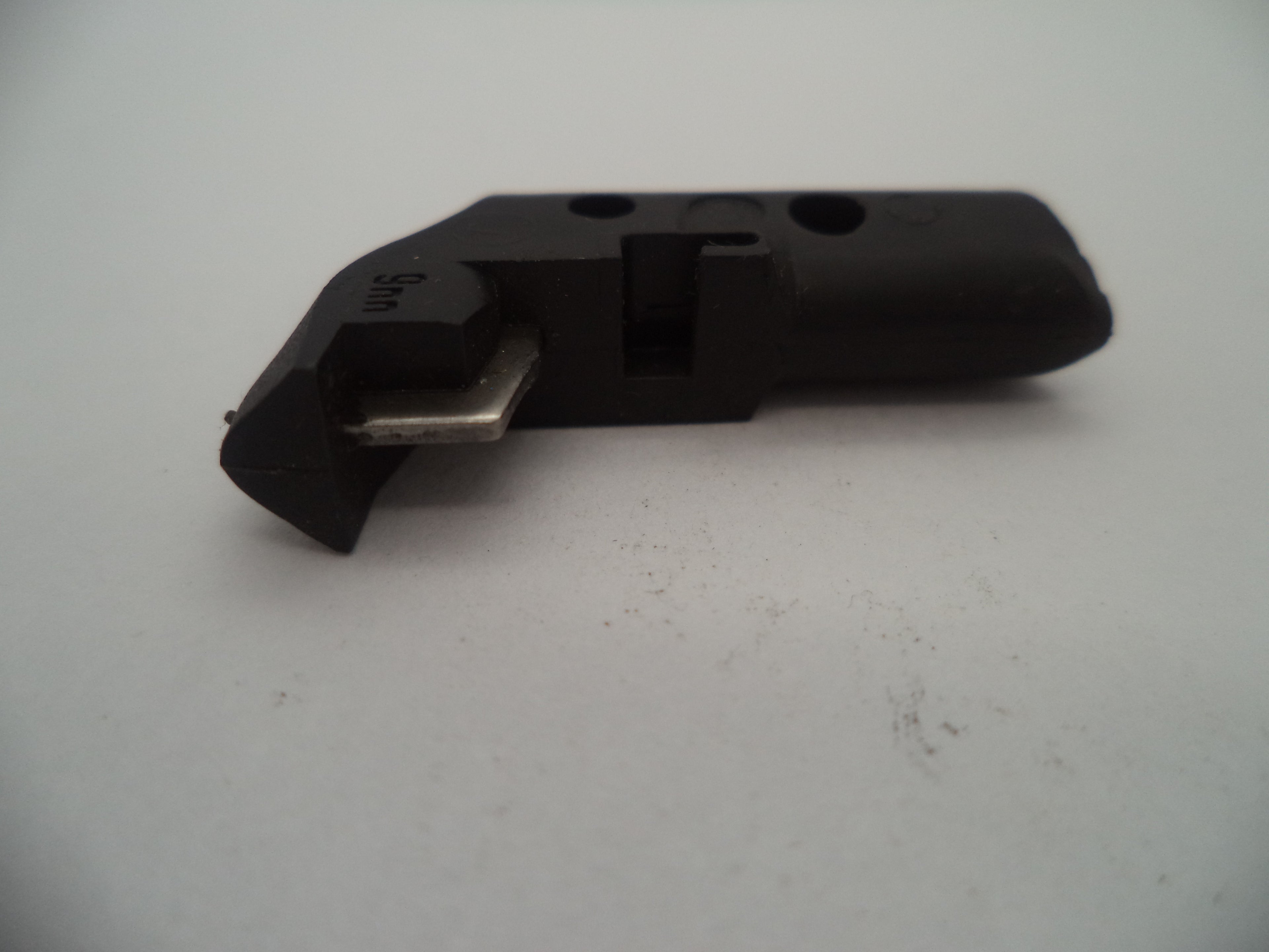 SW913 Smith & Wesson Pistol Model SW9VE 9 MM Magazine Catch Used Parts