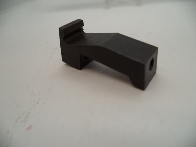 4138D Smith & Wesson Pistol Model 41 .22 Long MAGAZINE RETAINER  (blue Steel)