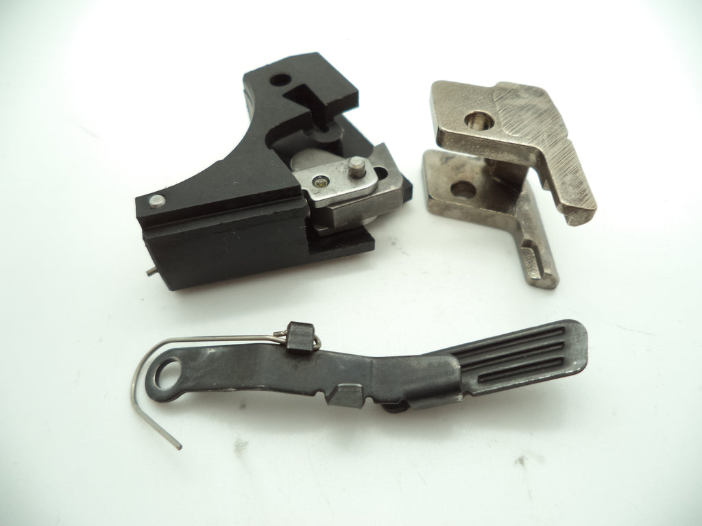 SWL02 Smith & Wesson Pistol Model SW40E Parts Lot Used .40 ctg.