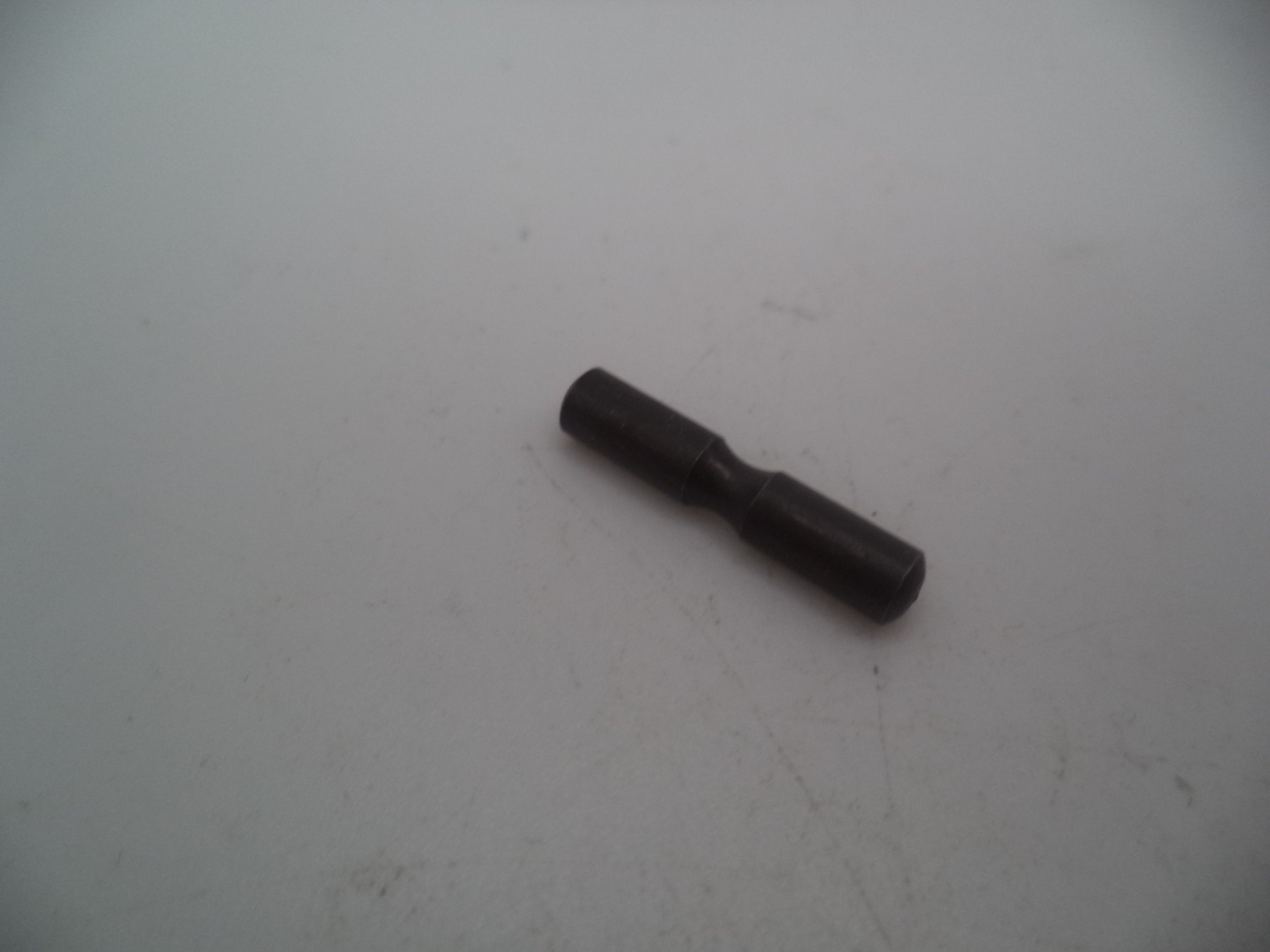 263550000 S&W Model CS9C CS9D CS9S Pistol Grip Pin