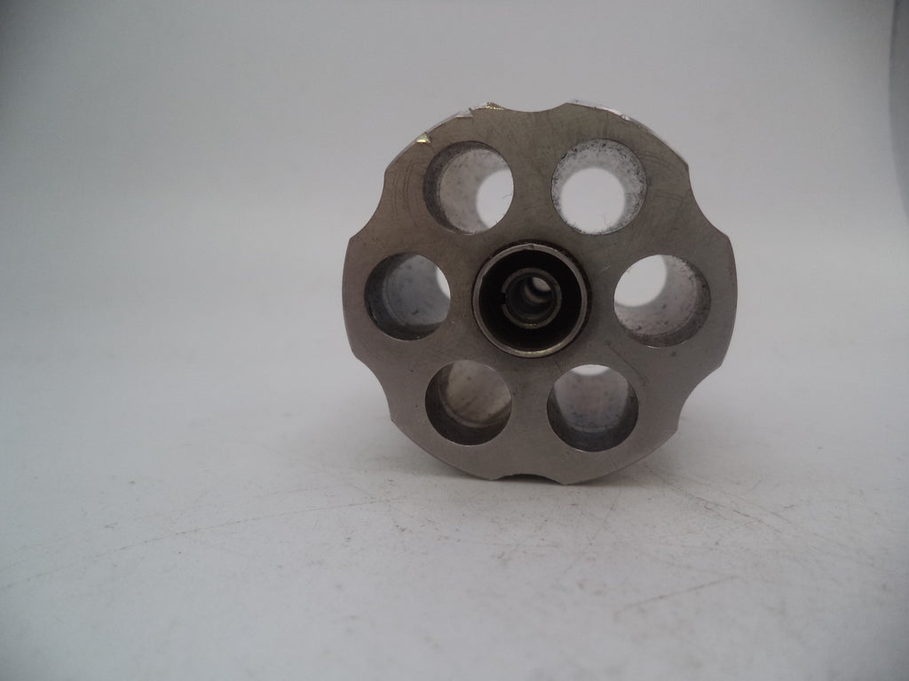 Smith & Wesson L Frame Model 681 Revolver .357 Cylinder w/Extractor Non Recessed Stainless Steel Used 6156A
