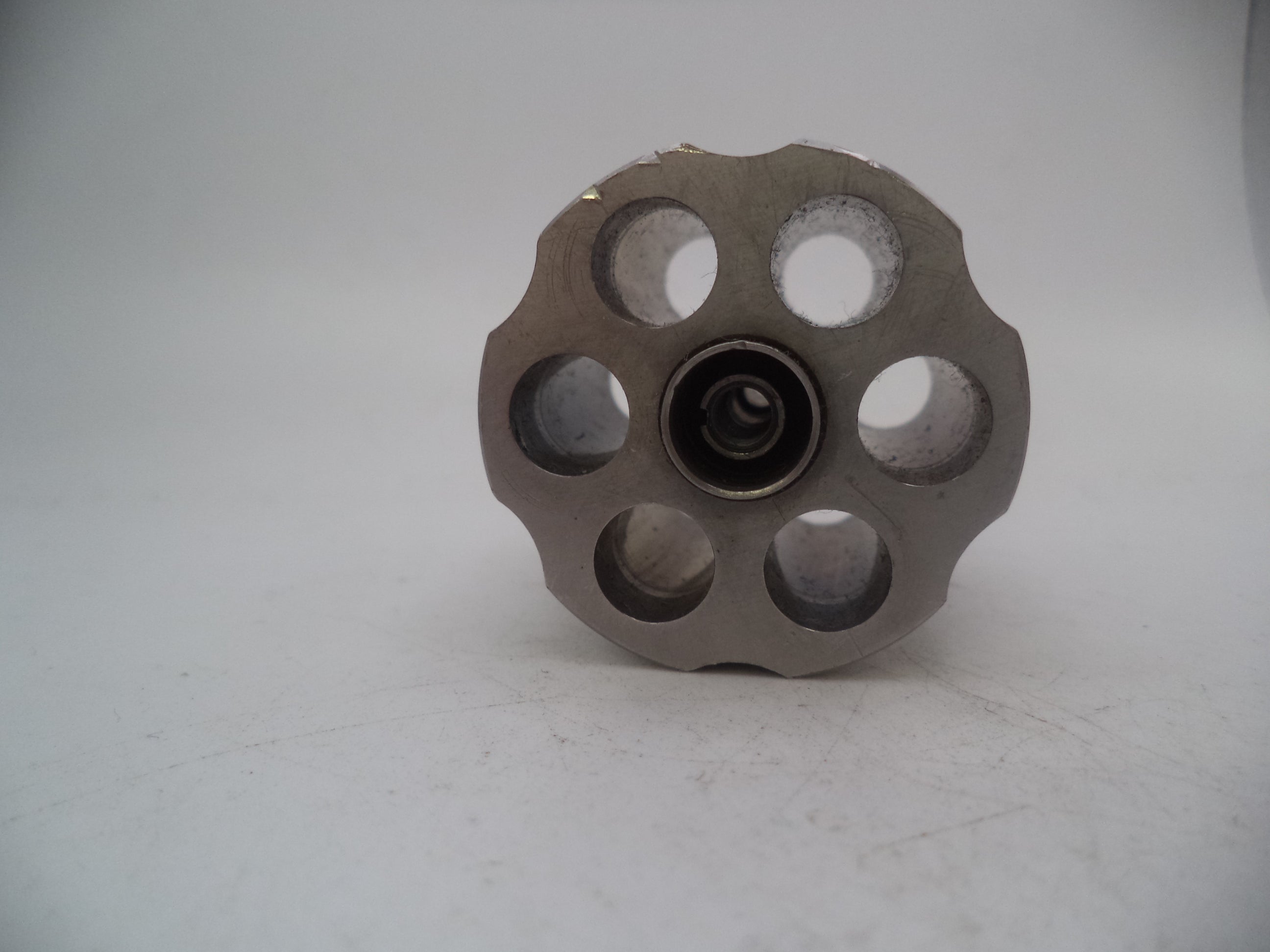 Smith & Wesson L Frame Model 681 Revolver .357 Cylinder w/Extractor Non Recessed Stainless Steel Used 6156A