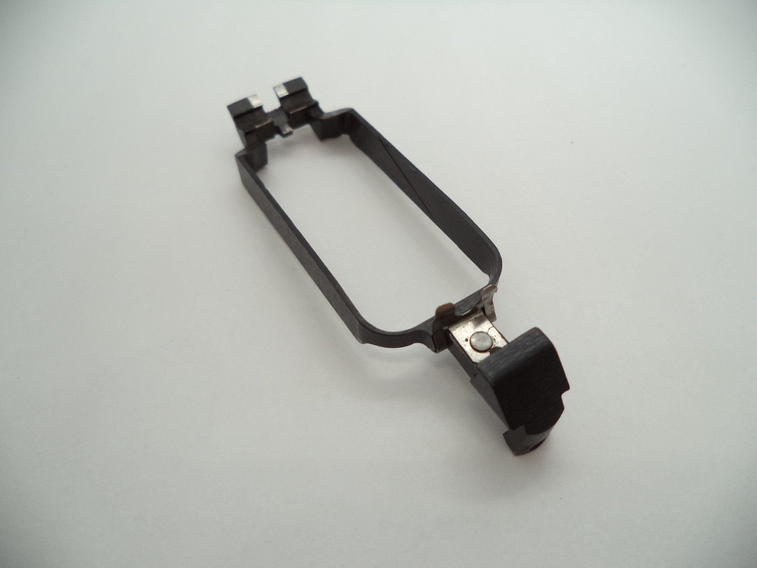 6143U Smith & Wesson Pistol Model 39 Draw bar Used Part 9MM