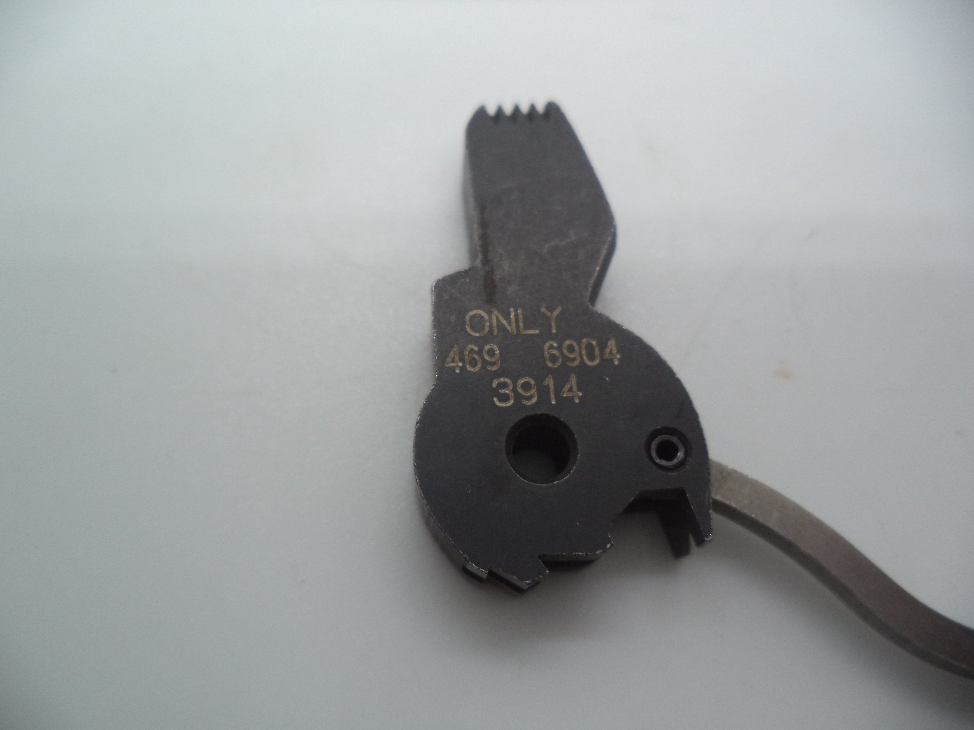 S&W Hammer and Stirrup - Model 469 6904 3914 | Used Part #02
