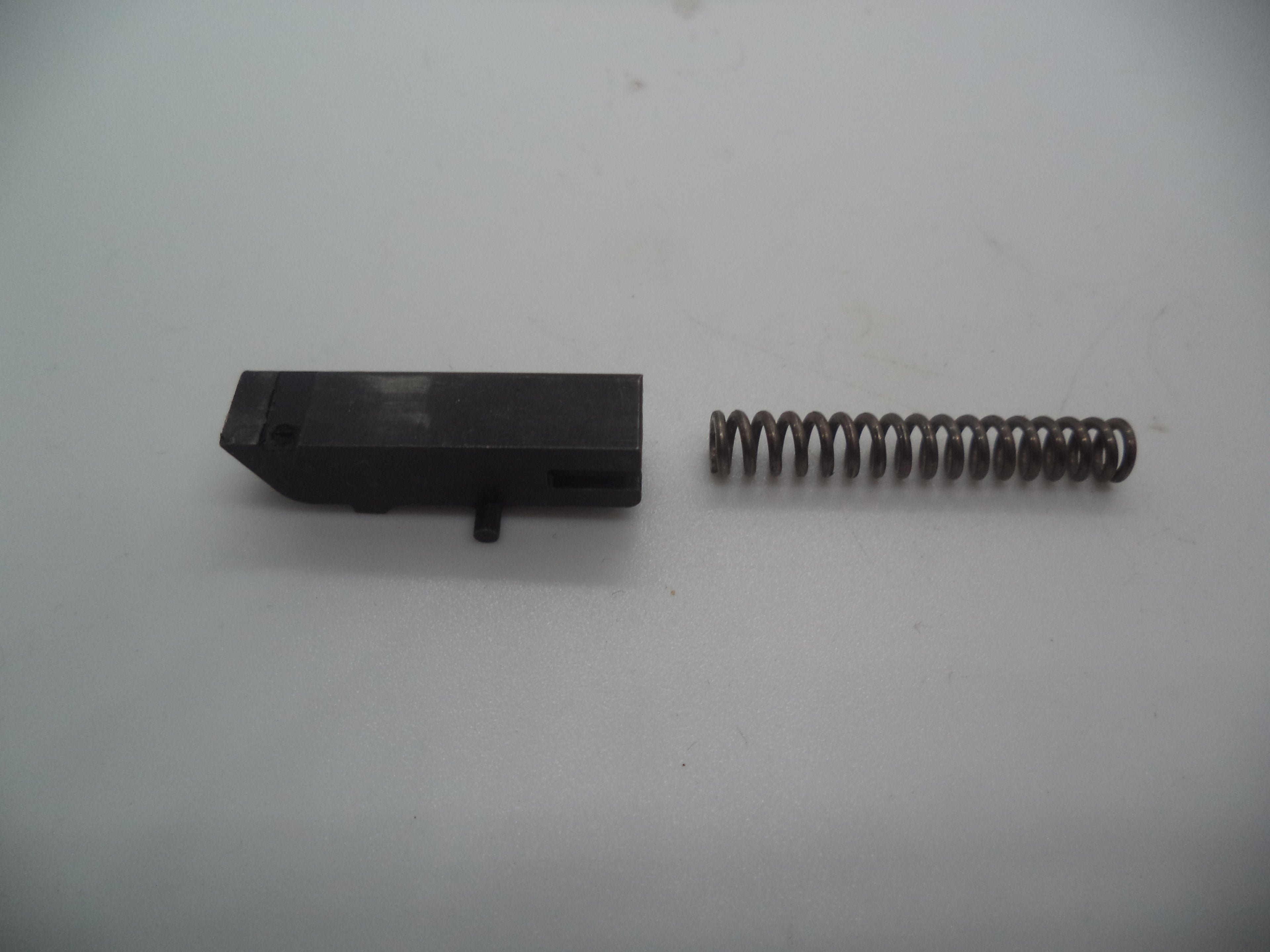 629143B Smith & Wesson N Frame Model 629-5 Rebound Slide Spring .44 Mag Used Part