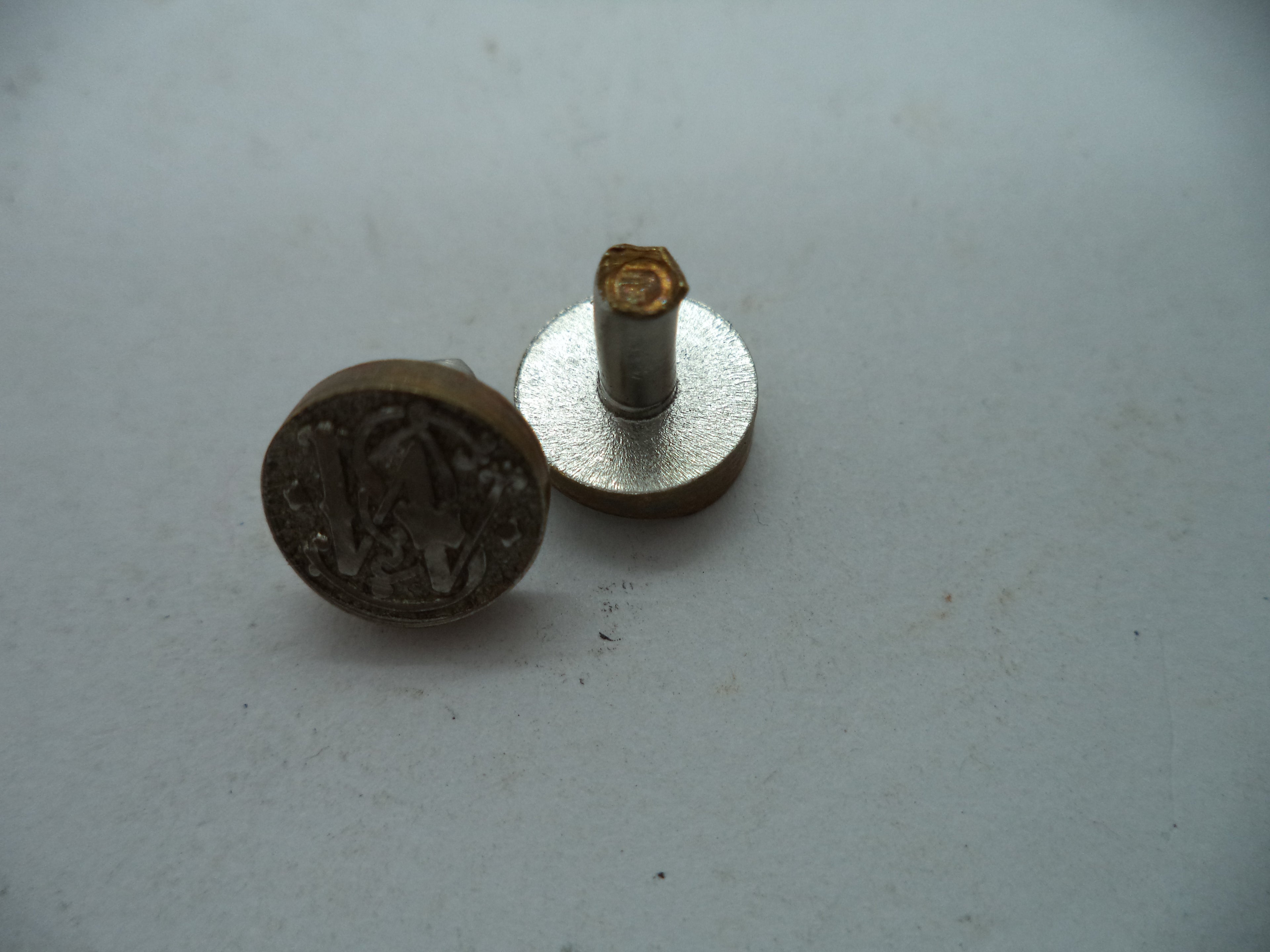 SW11 Smith & Wesson Vintage Revolver Pistol Grip Medallion Pair New Old Stock