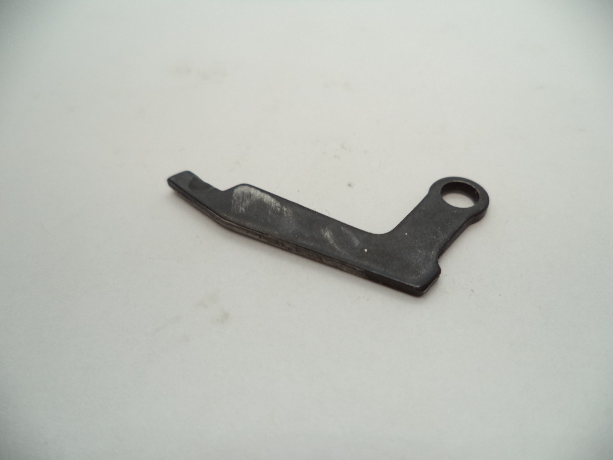 6015U Smith & Wesson Pistol Model 59 9MM Ejector Magazine Depressor Used Part