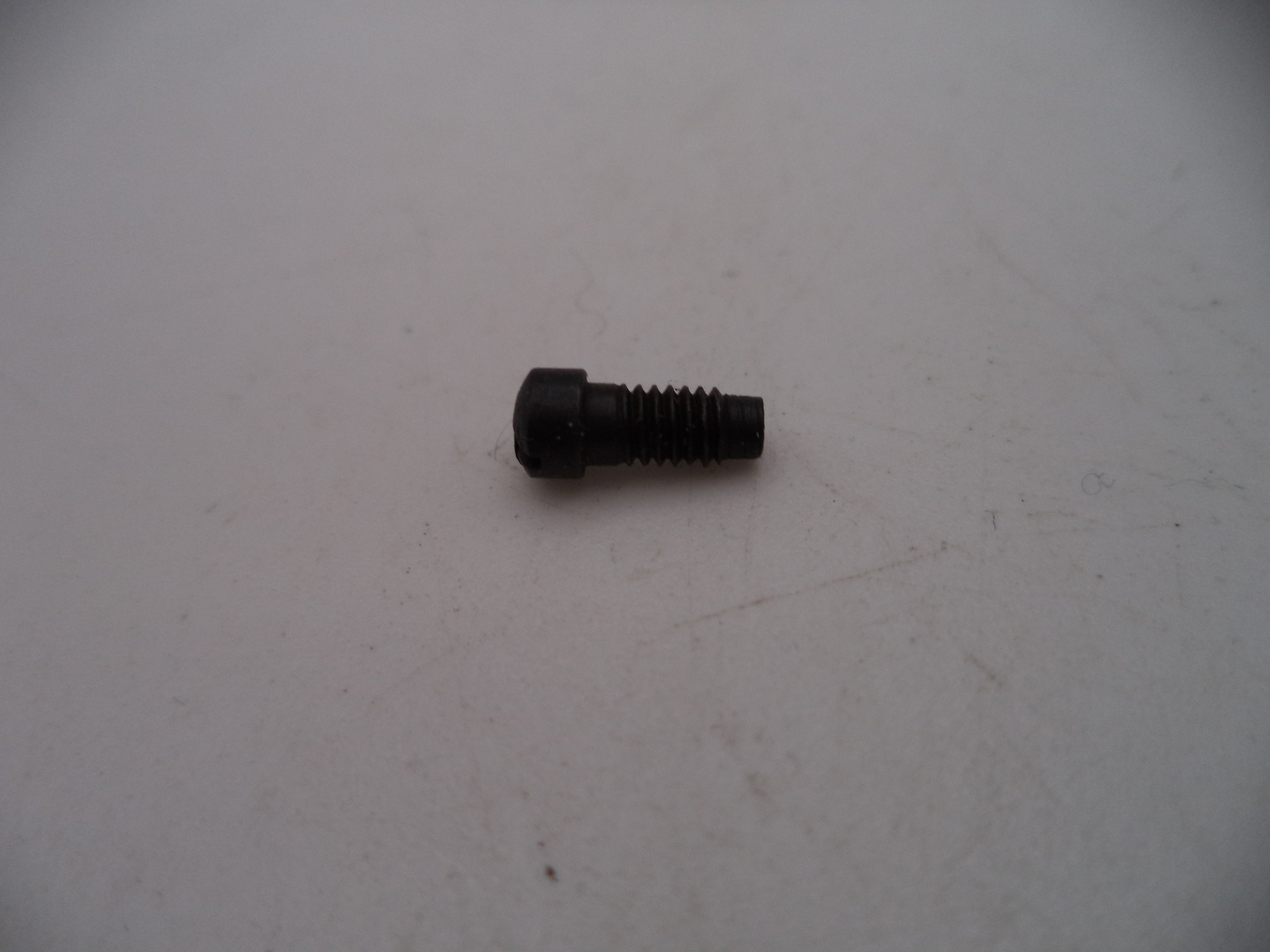V15D Smith & Wesson K L N All Models Side Plate Yoke Screw Blue 1987 Older