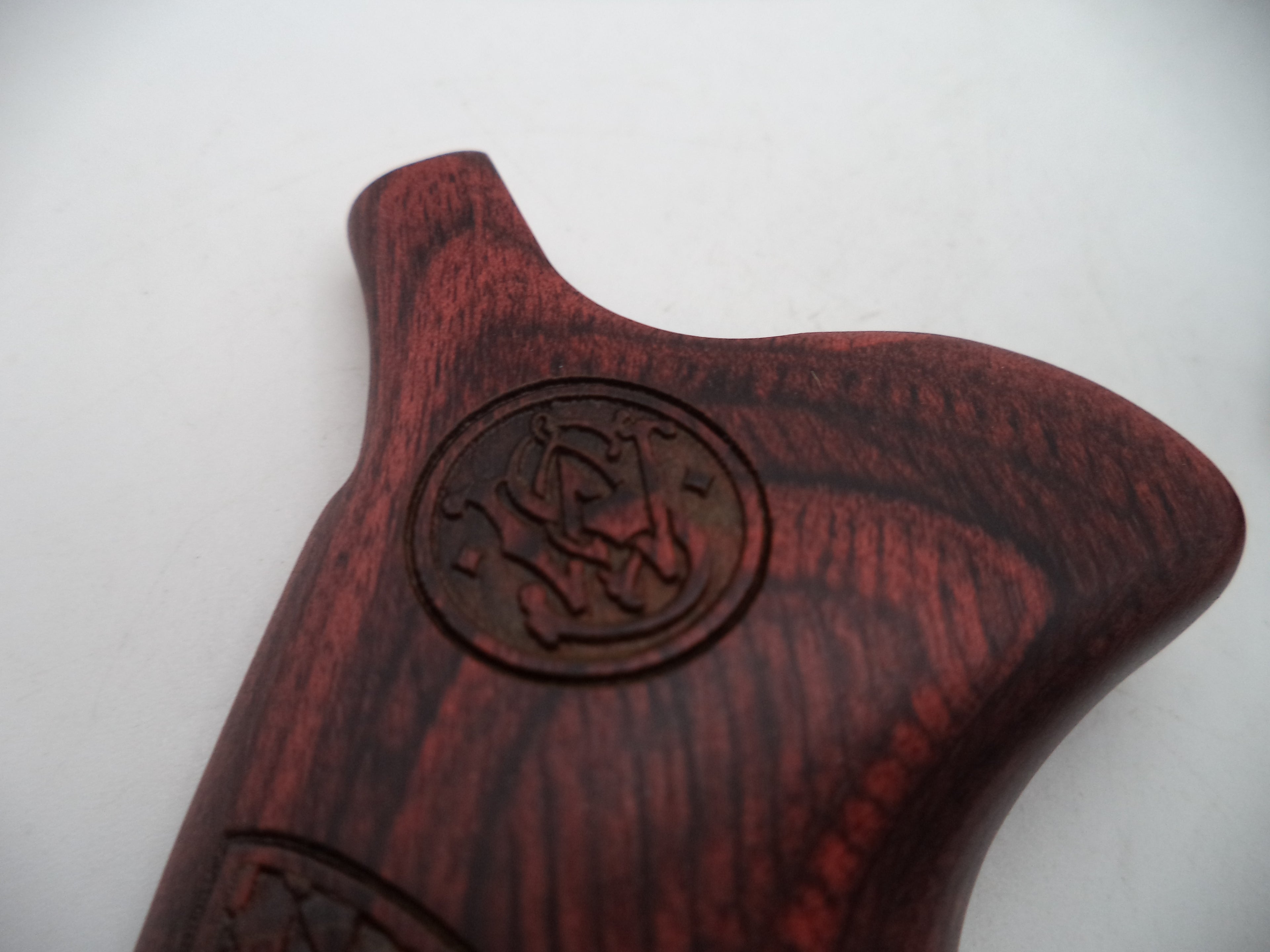 Smith & Wesson L Frame 686 Wood Grips - Round Butt | OEM Part 414020000