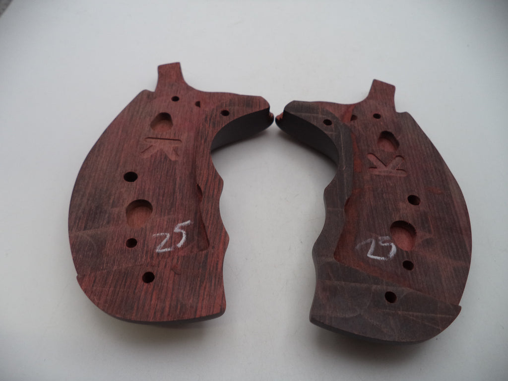 Smith & Wesson L Frame 686 Wood Grips - Round Butt | OEM Part 414020000