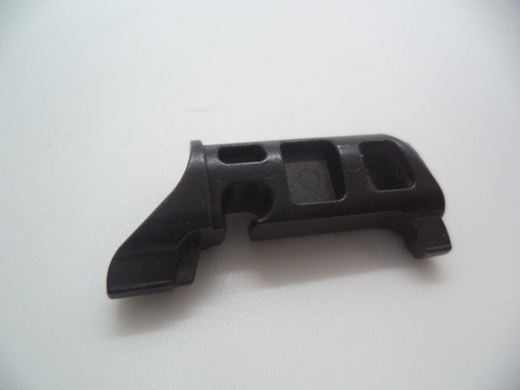 Smith & Wesson Pistol M&P 9mm M2.0 Magazine Catch Used Part MP26